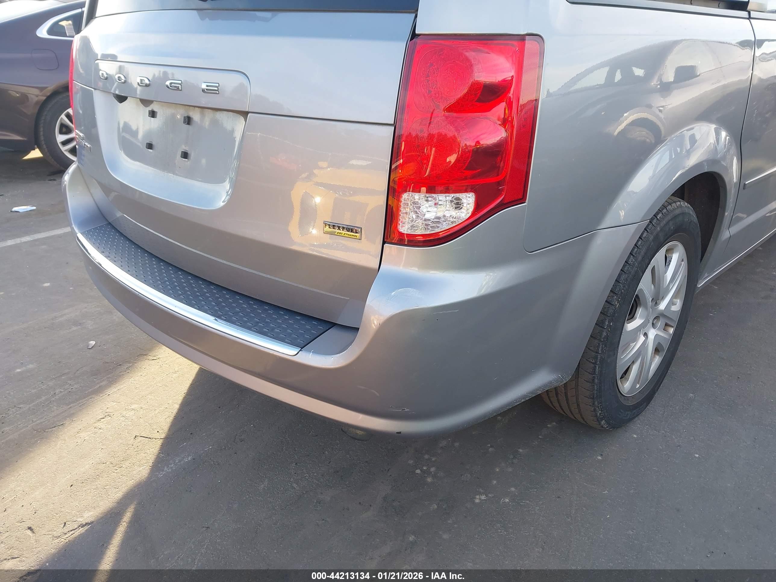DODGE GRAND image 6