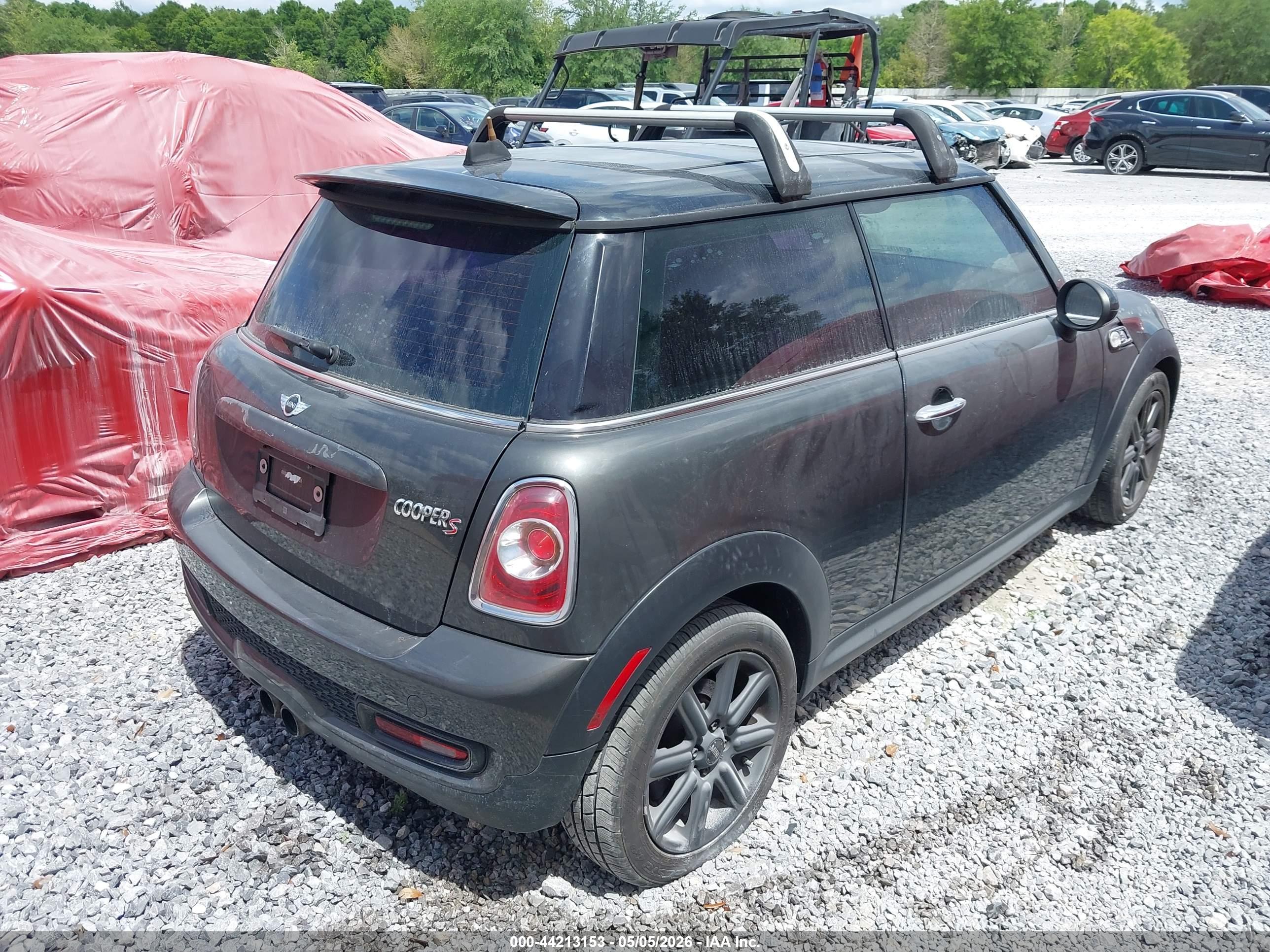 MINI COOPER image 4