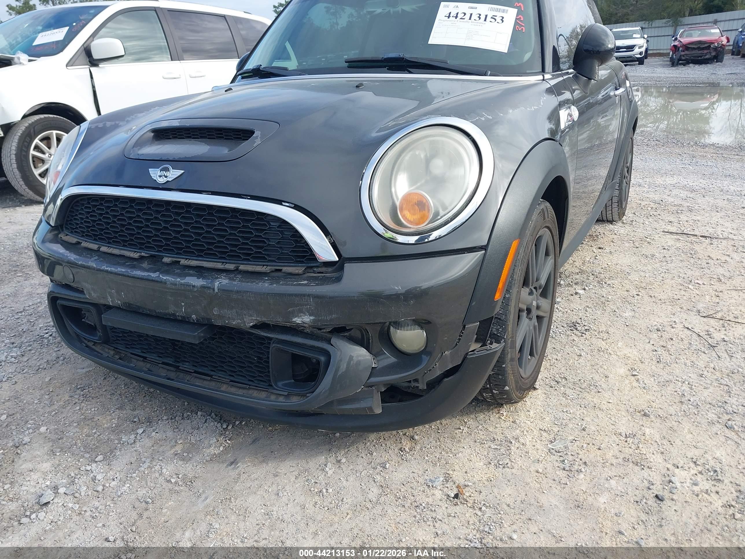 MINI COOPER image 6