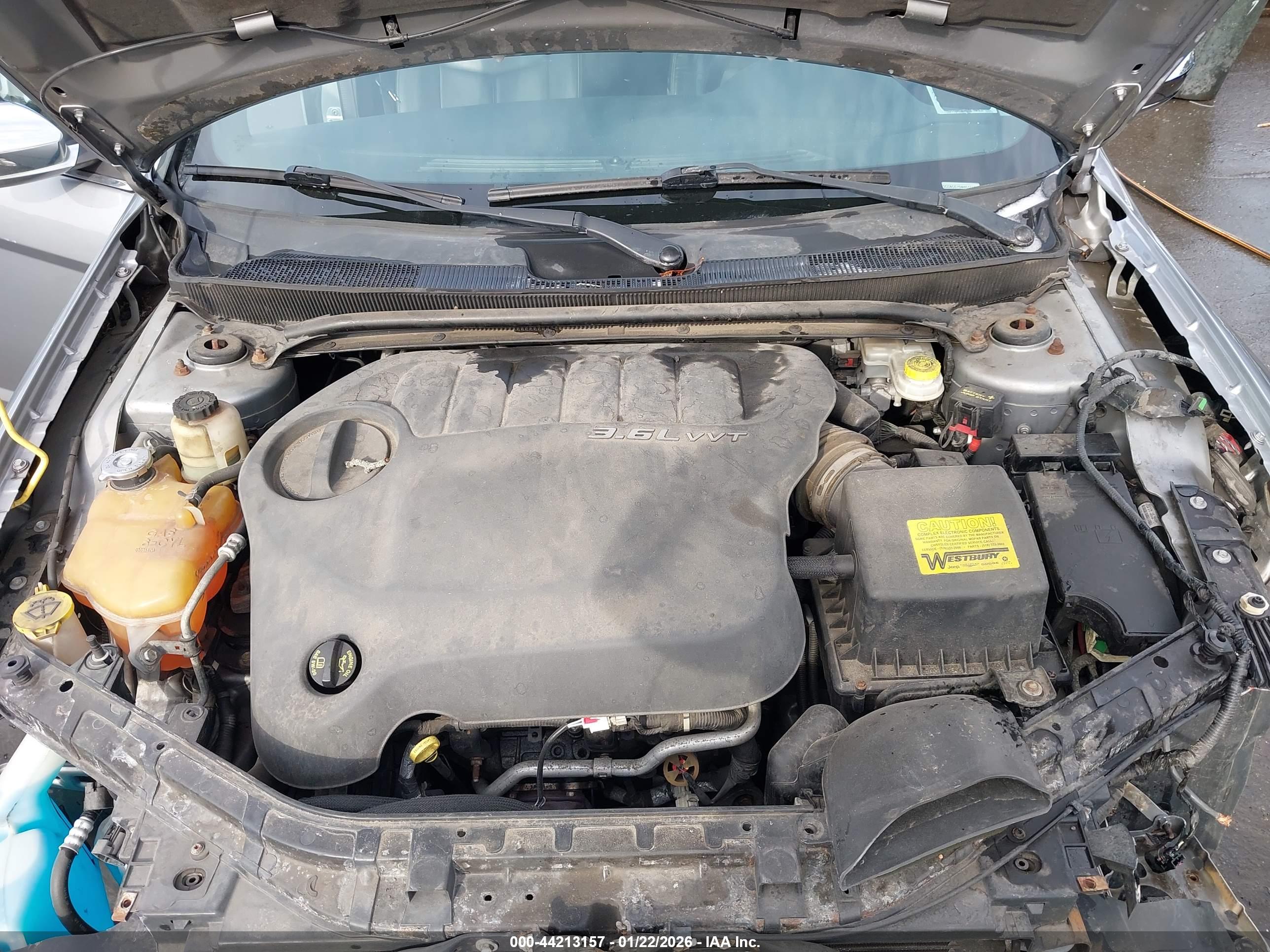CHRYSLER 200 image 10