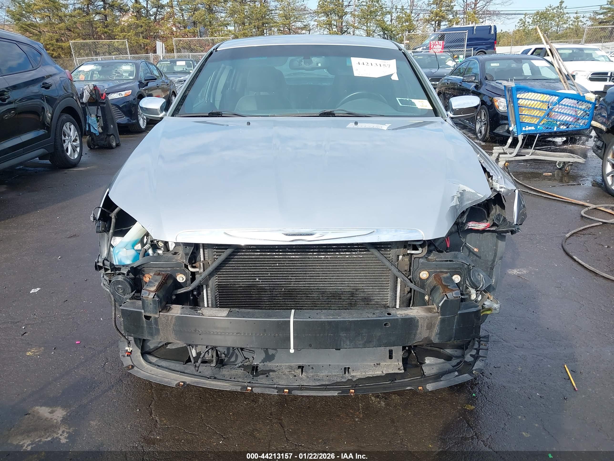 CHRYSLER 200 image 6