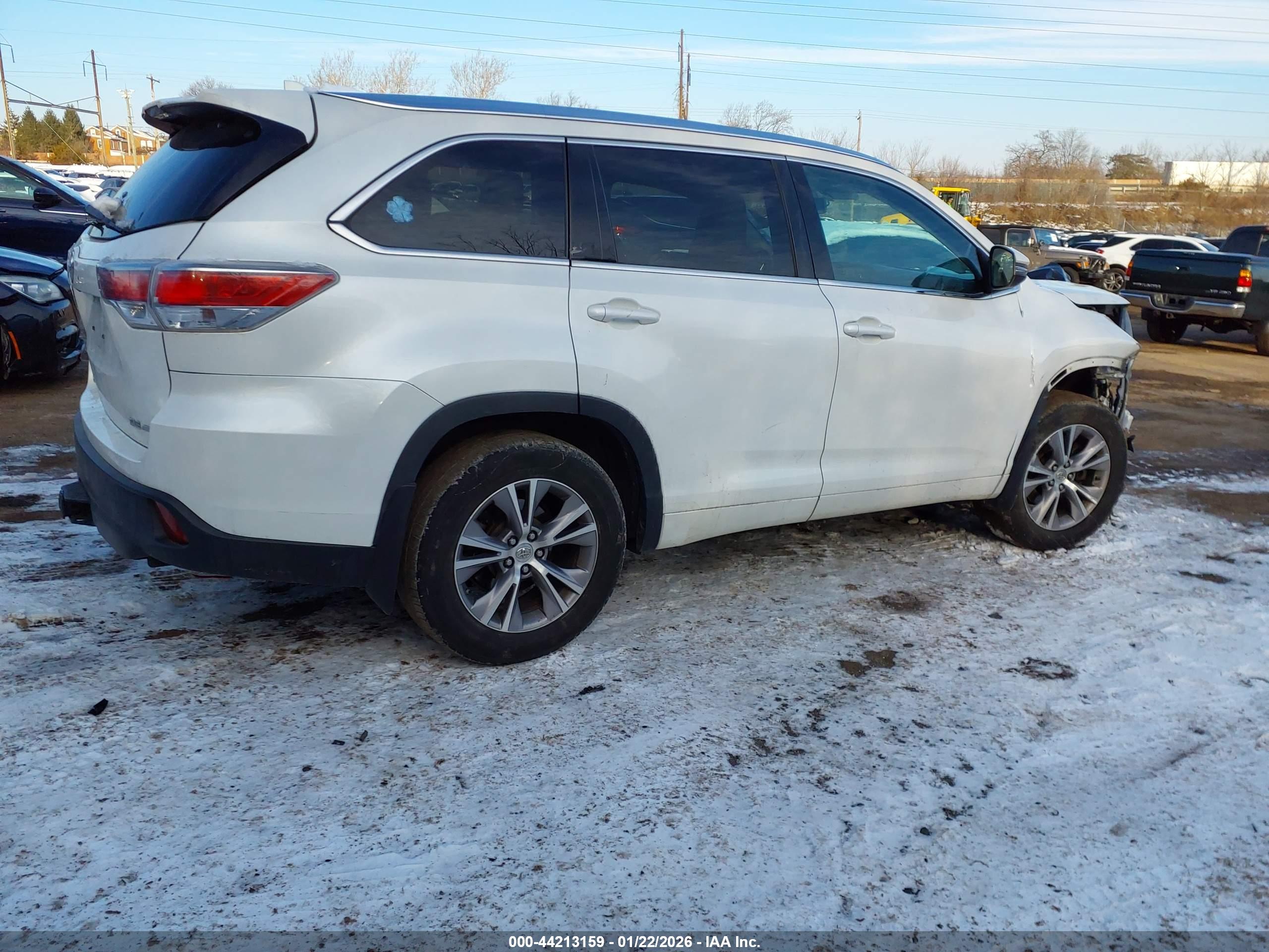 TOYOTA HIGHLANDER image 4