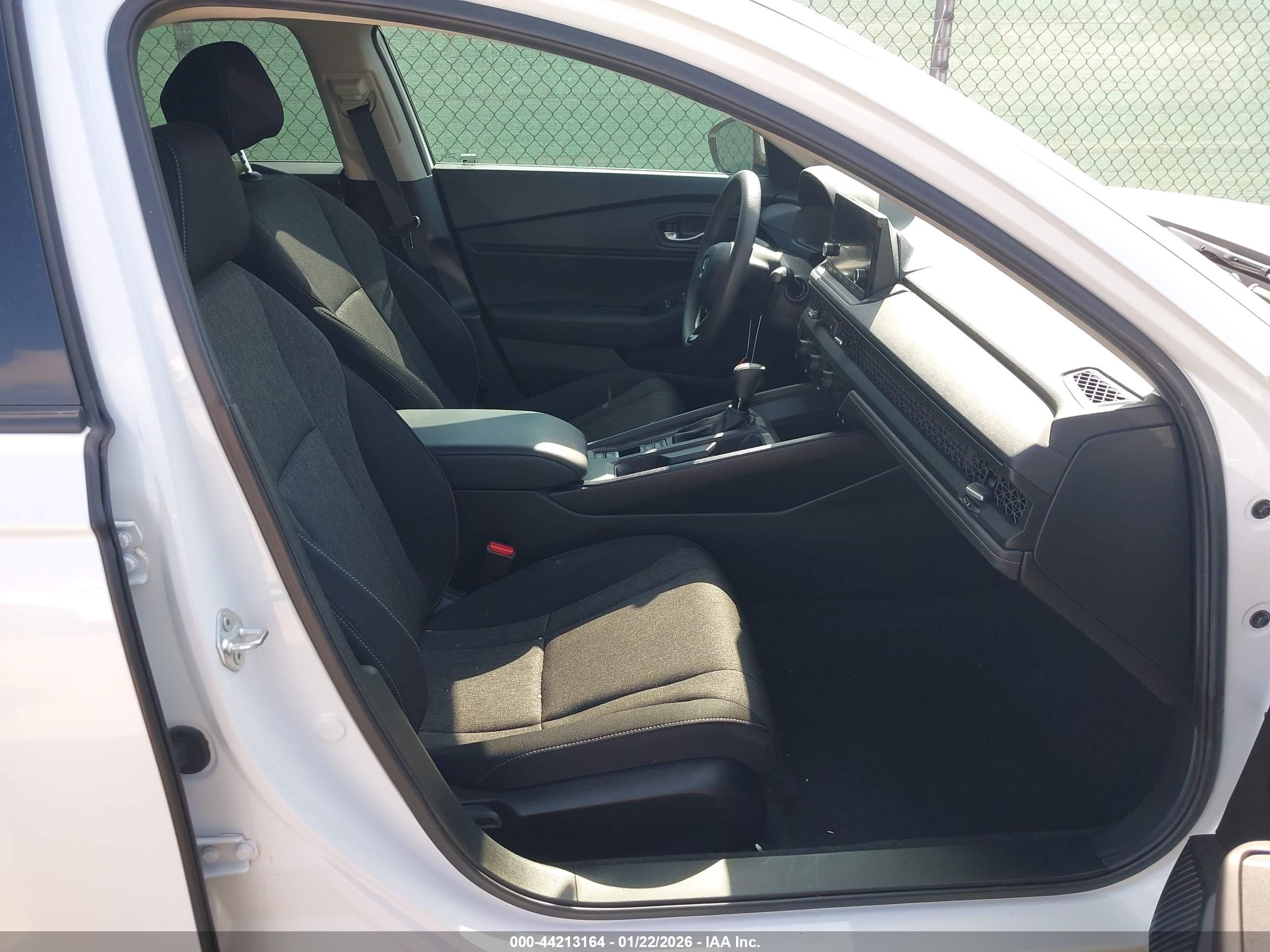 HONDA ACCORD image 5