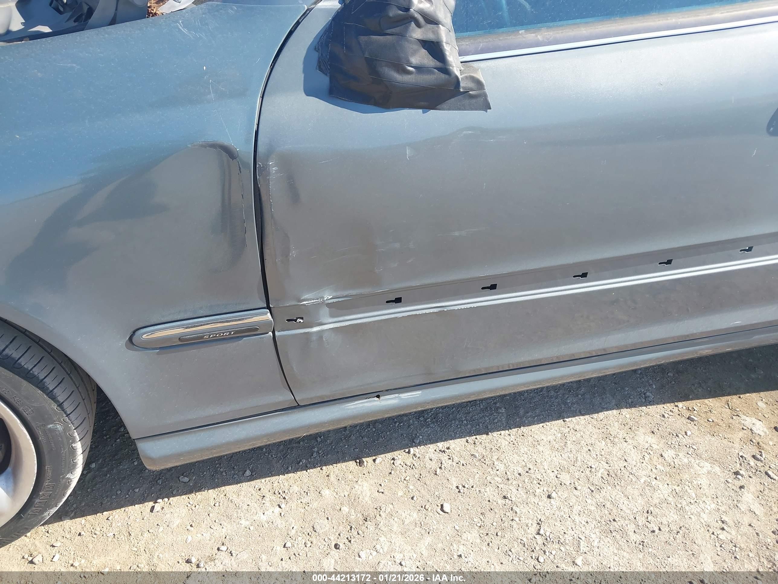 MERCEDES-BENZ C image 6