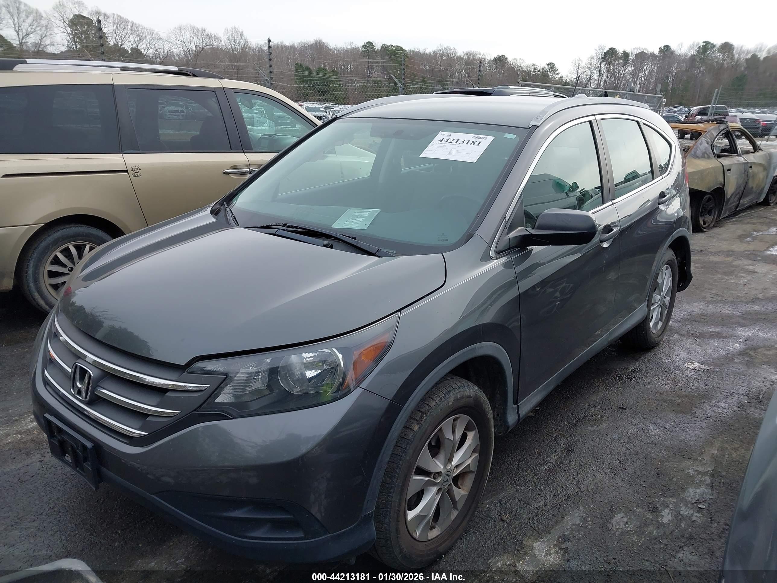 HONDA CR-V image 2