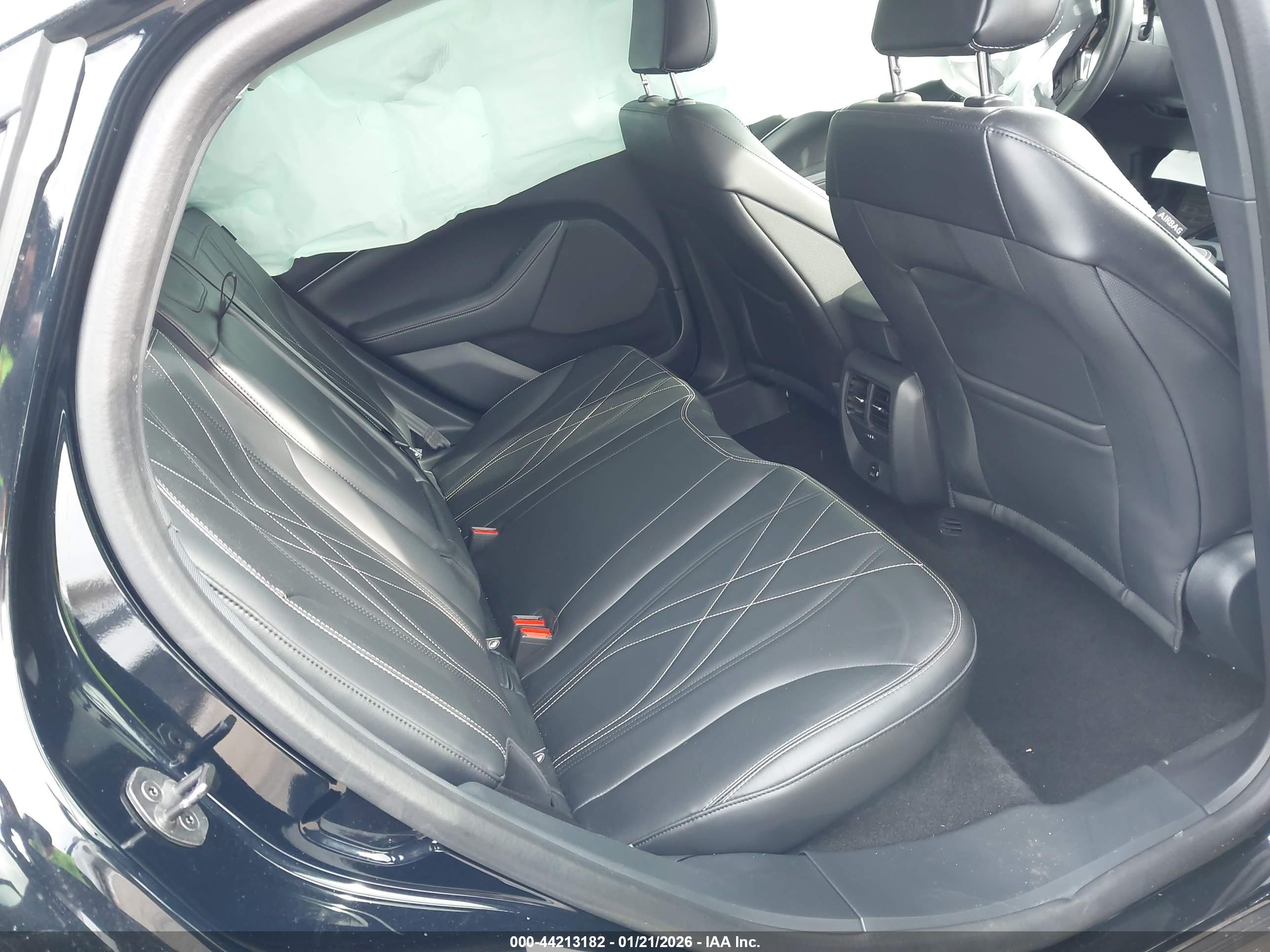 FORD MUSTANG image 8