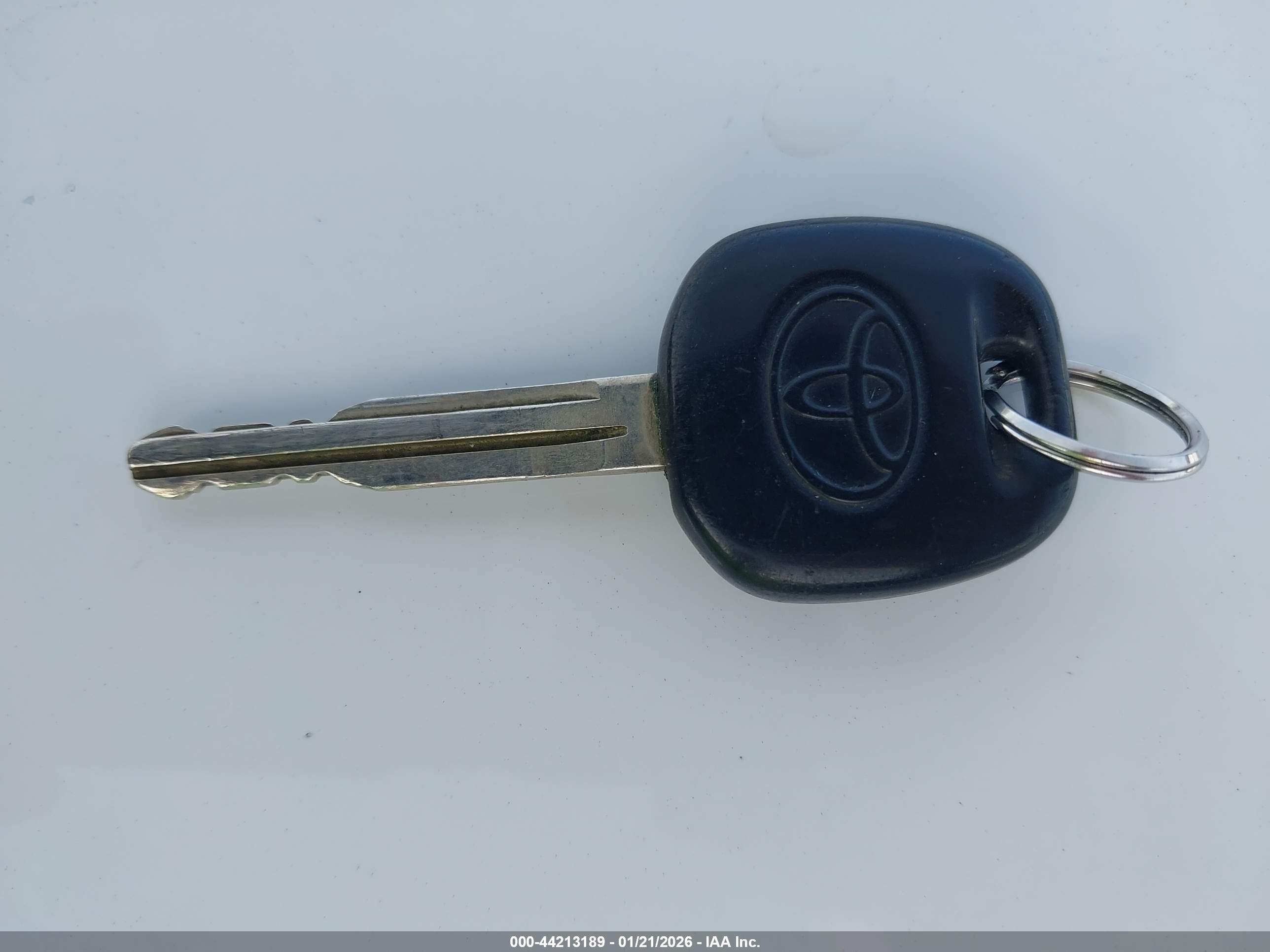 TOYOTA 4RUNNER image 11