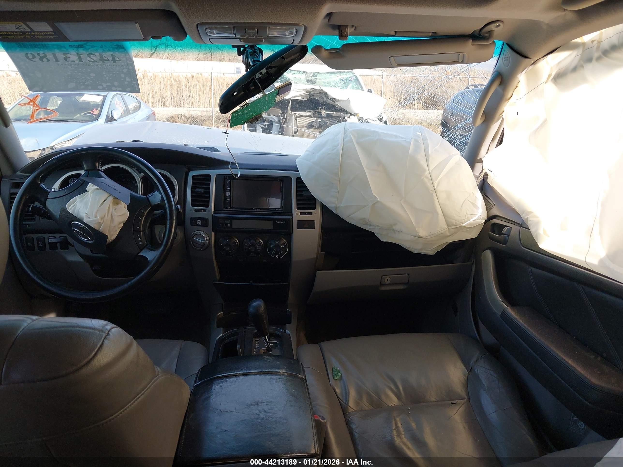 TOYOTA 4RUNNER image 5