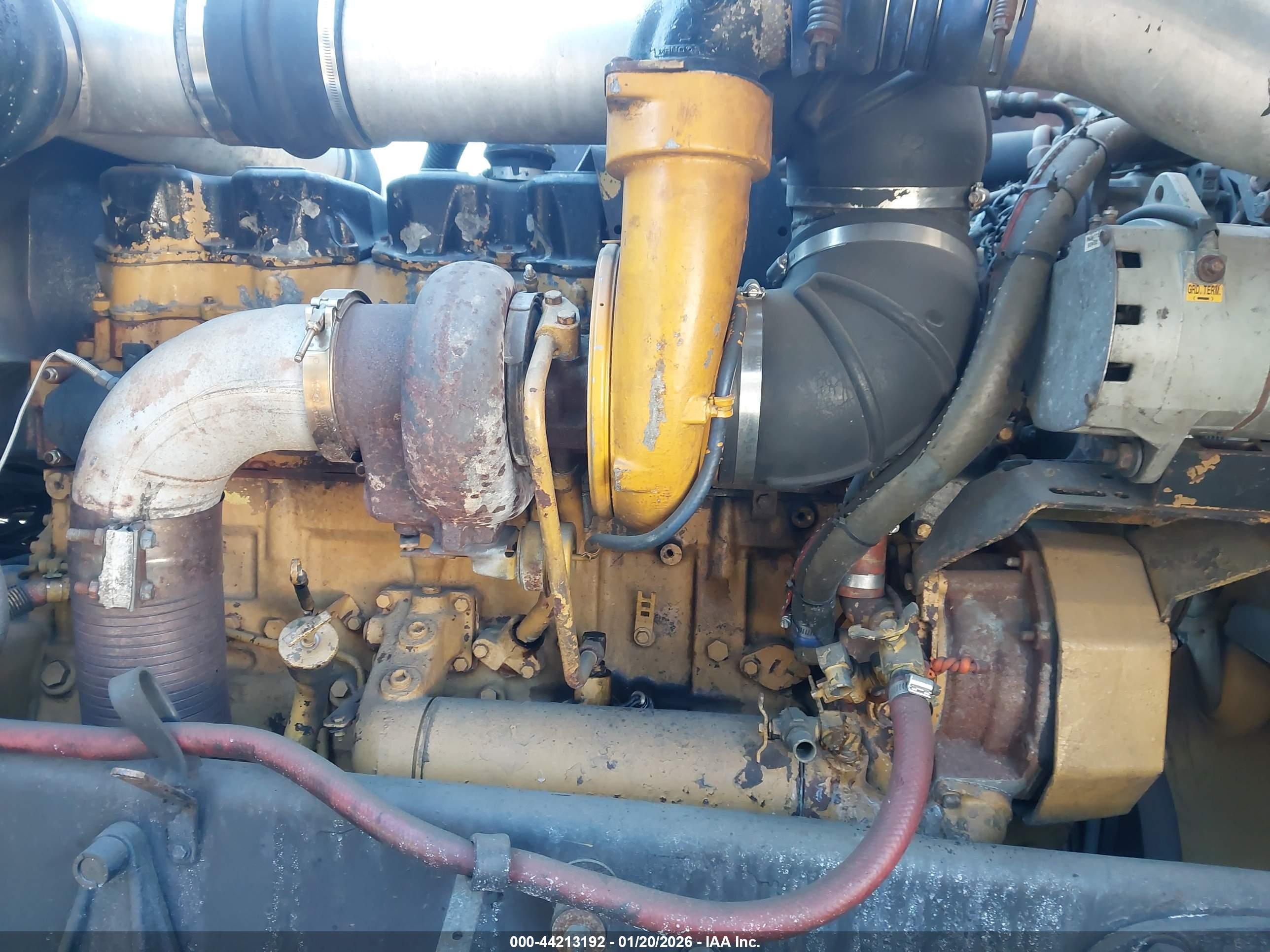 PETERBILT 379 image 10