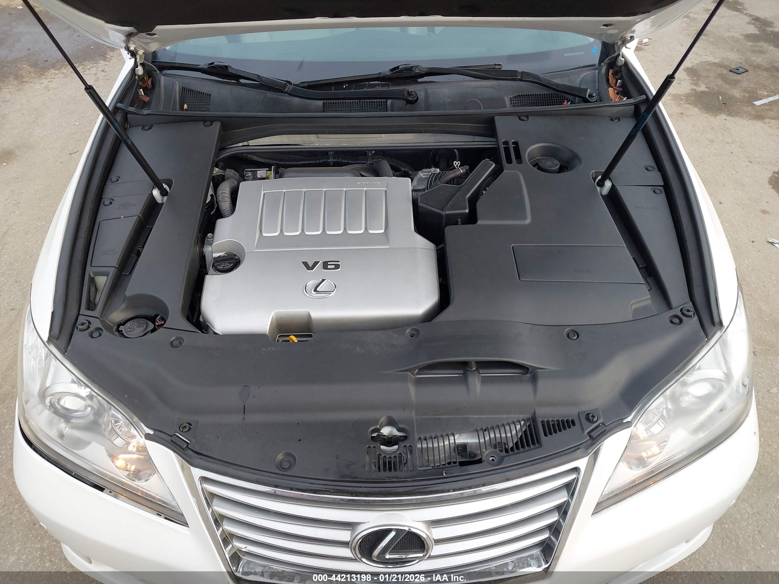 LEXUS ES image 10