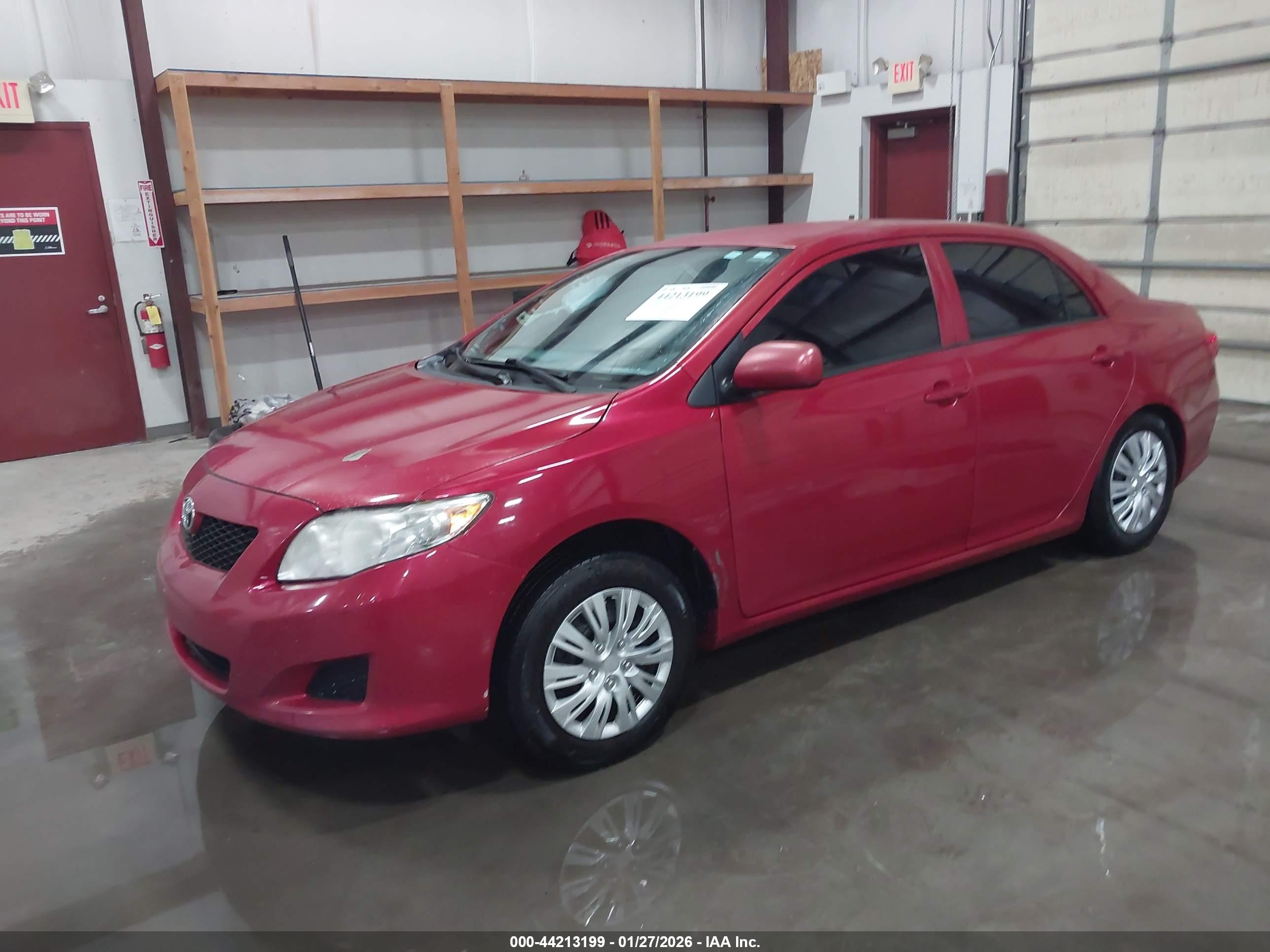 TOYOTA COROLLA image 2