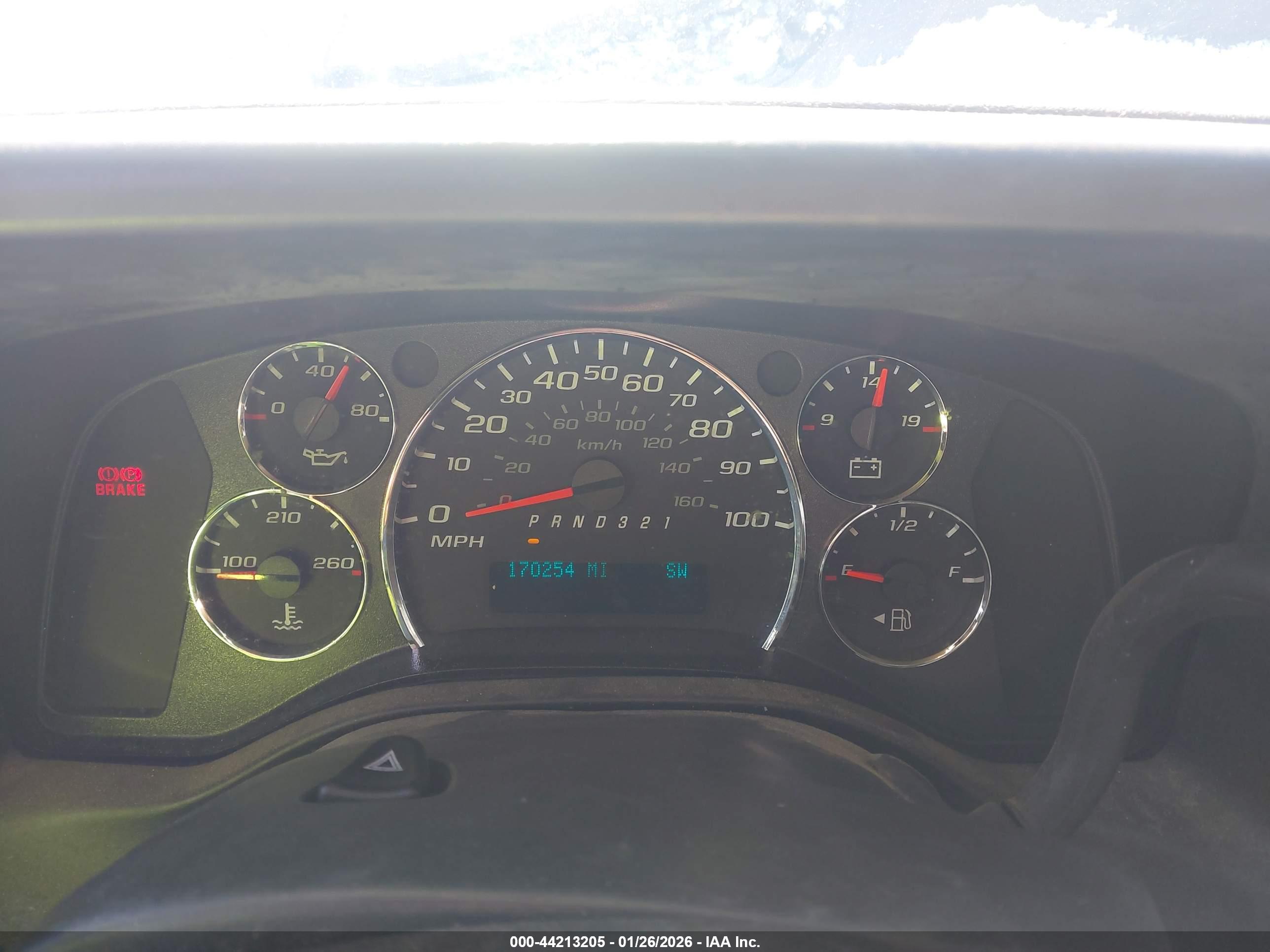CHEVROLET EXPRESS image 7