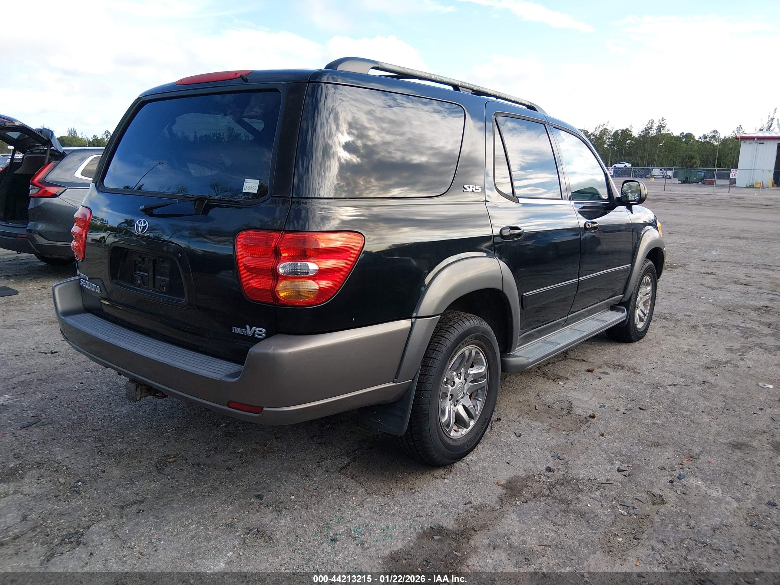 TOYOTA SEQUOIA image 4