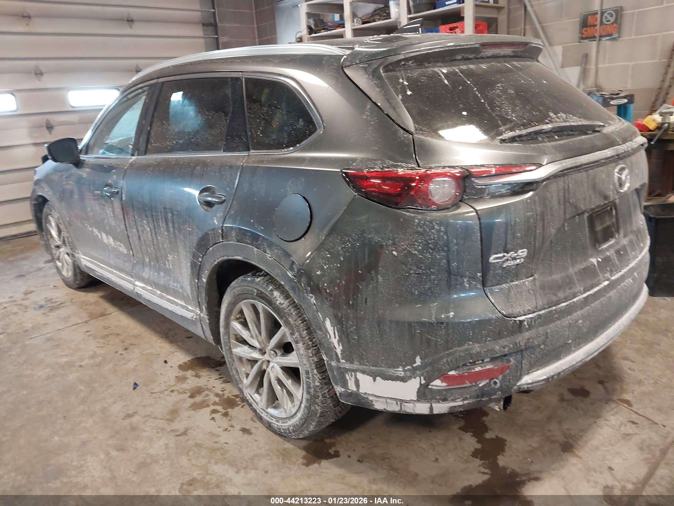 MAZDA CX-9 image 3