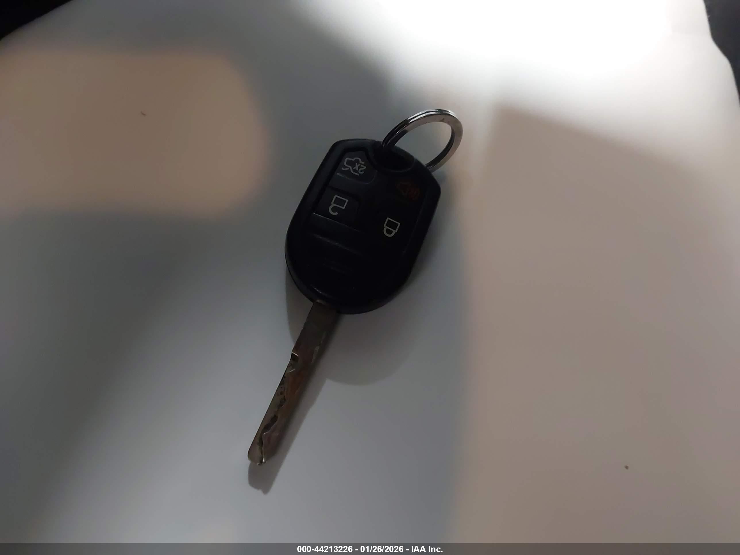 FORD FIESTA image 11