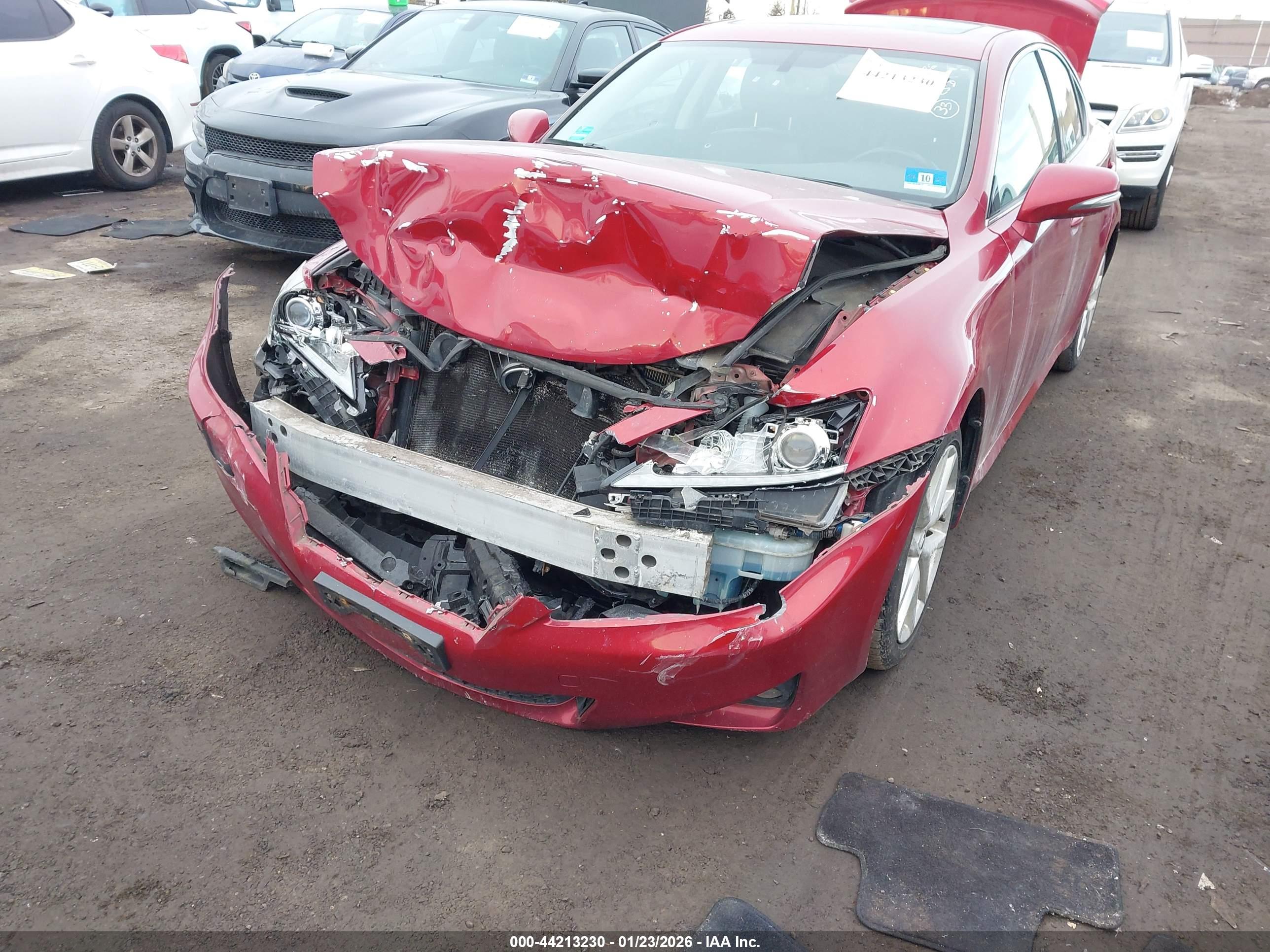 LEXUS IS image 6