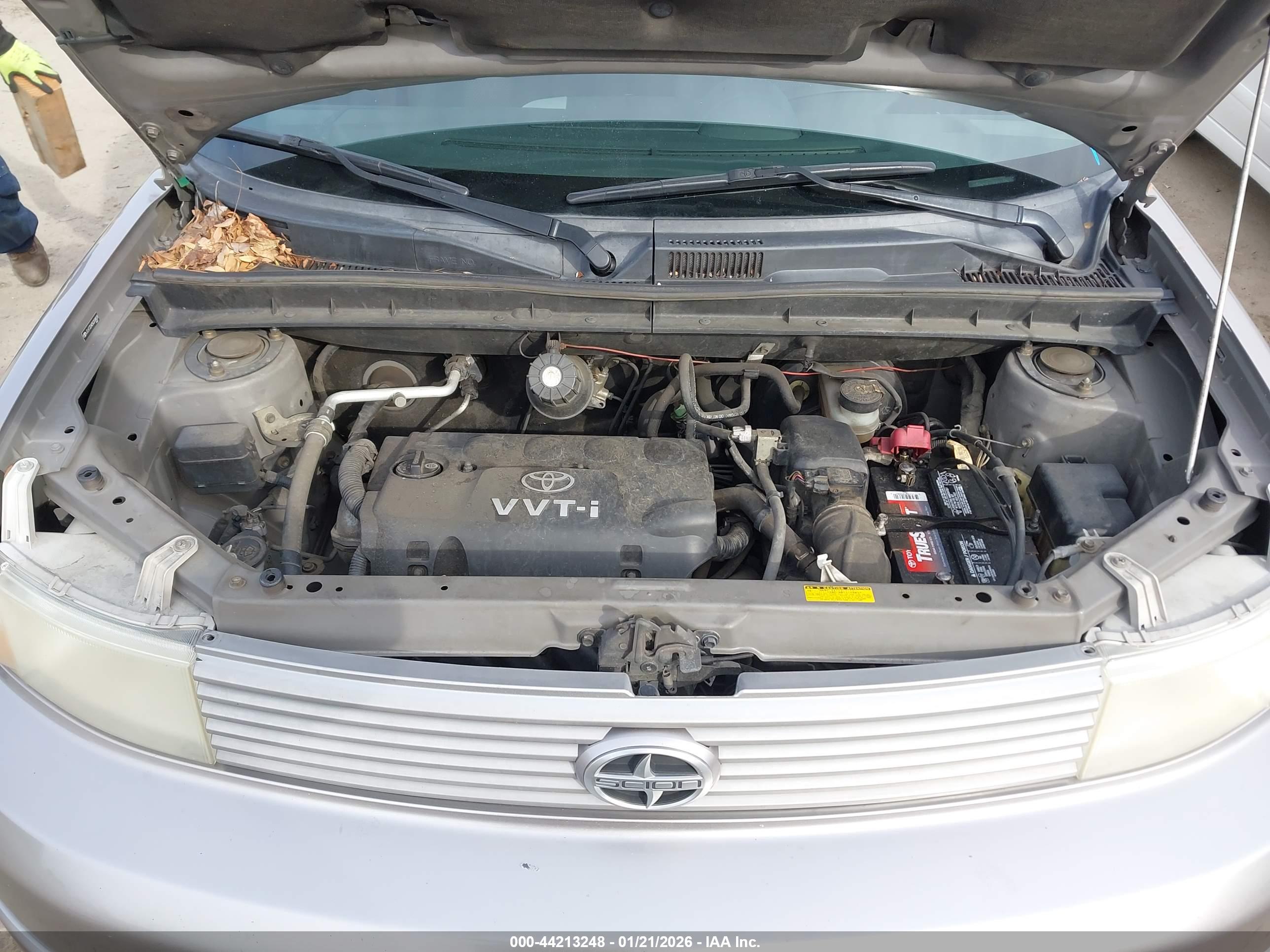SCION XB image 10