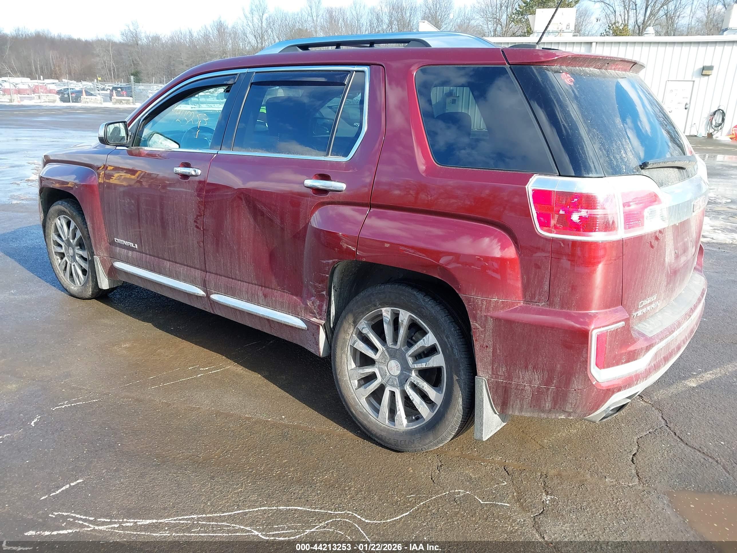GMC TERRAIN image 3