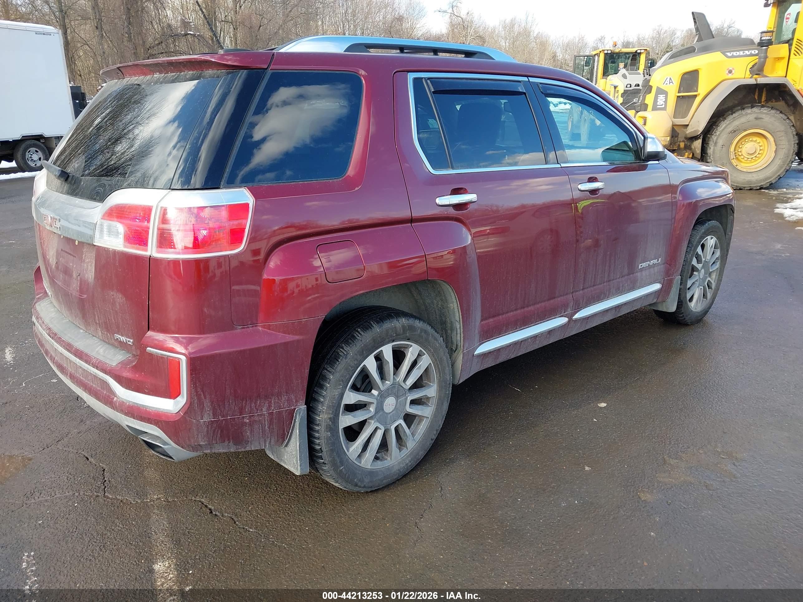 GMC TERRAIN image 4
