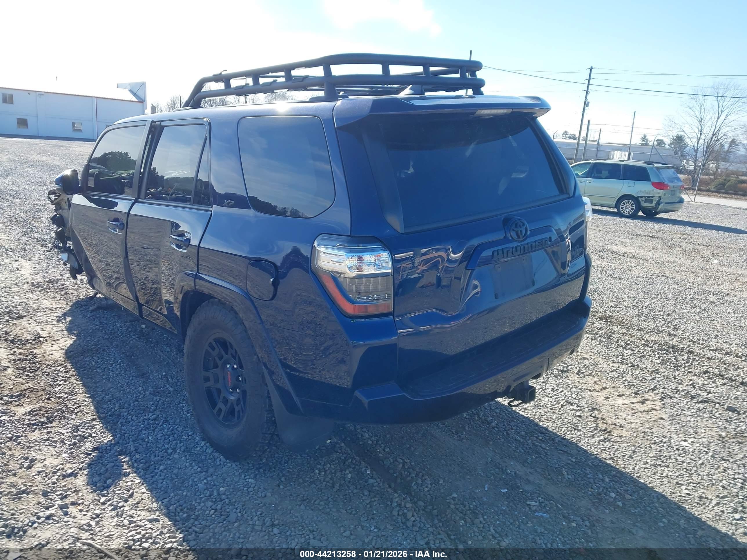 TOYOTA 4RUNNER image 3