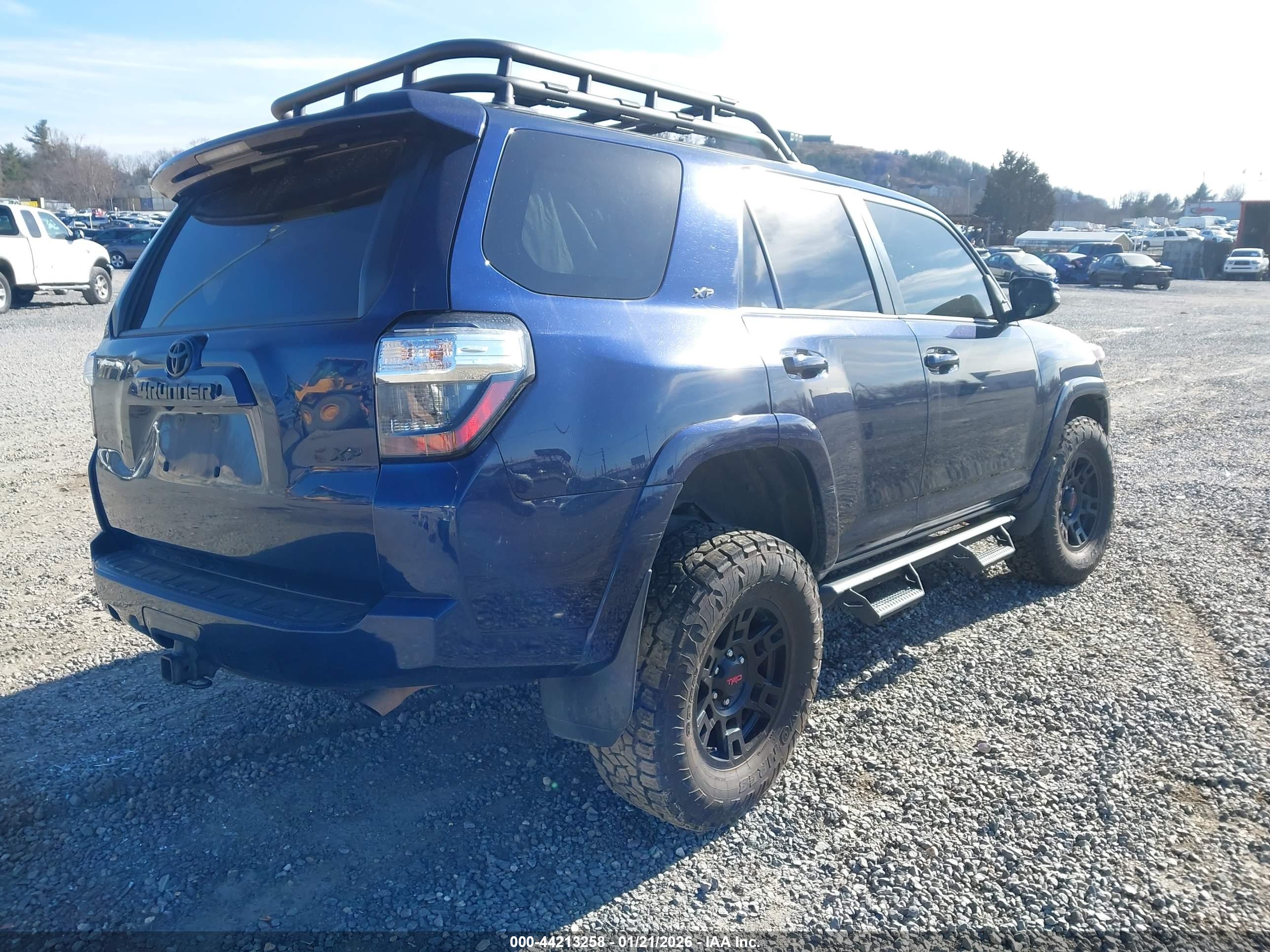 TOYOTA 4RUNNER image 4