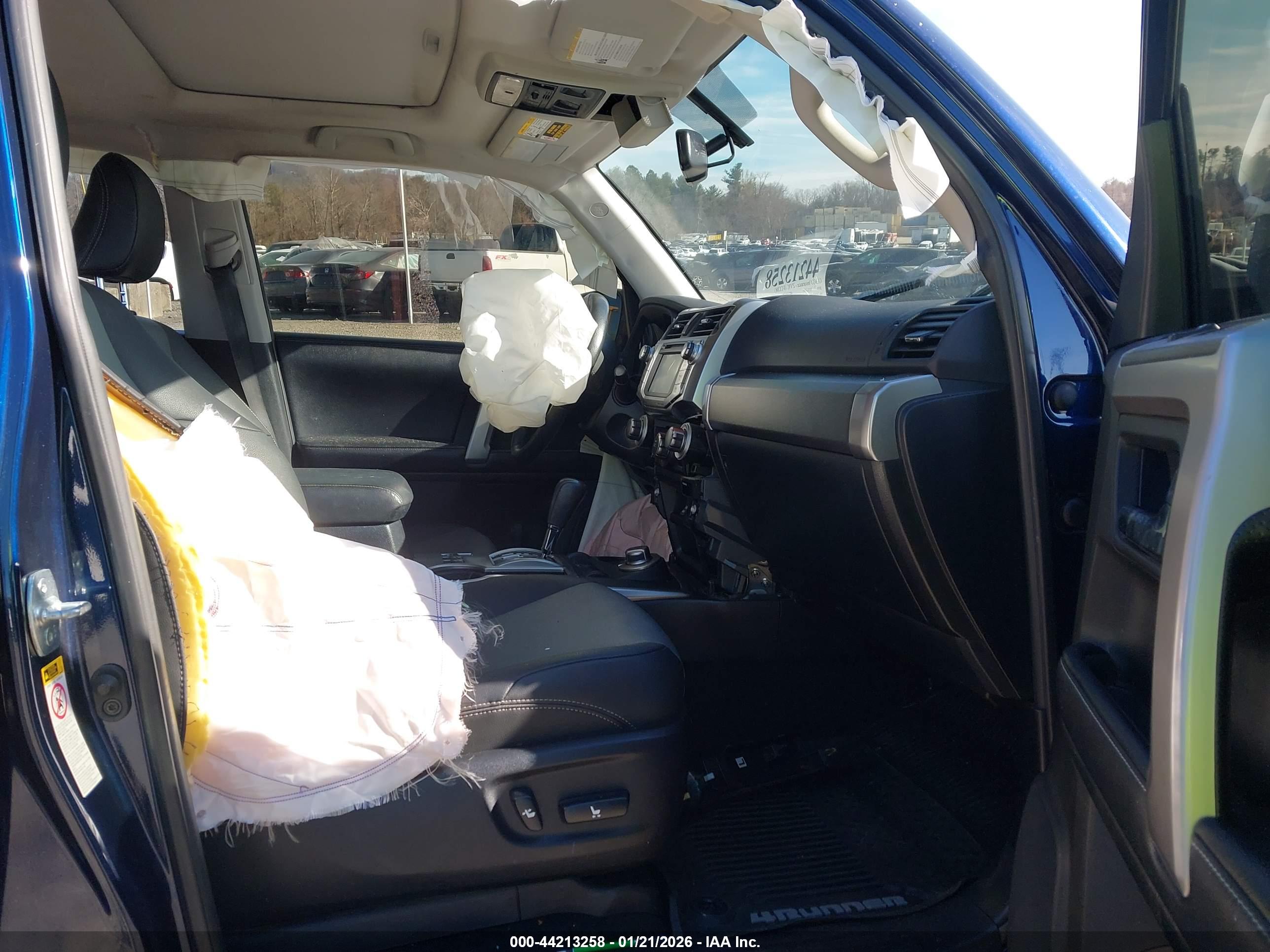 TOYOTA 4RUNNER image 5
