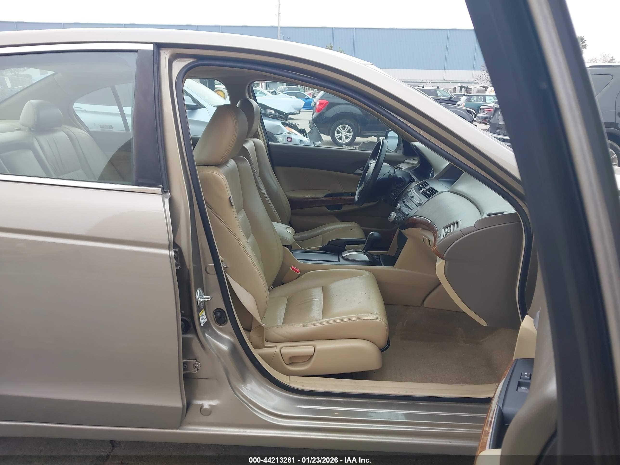 HONDA ACCORD image 5