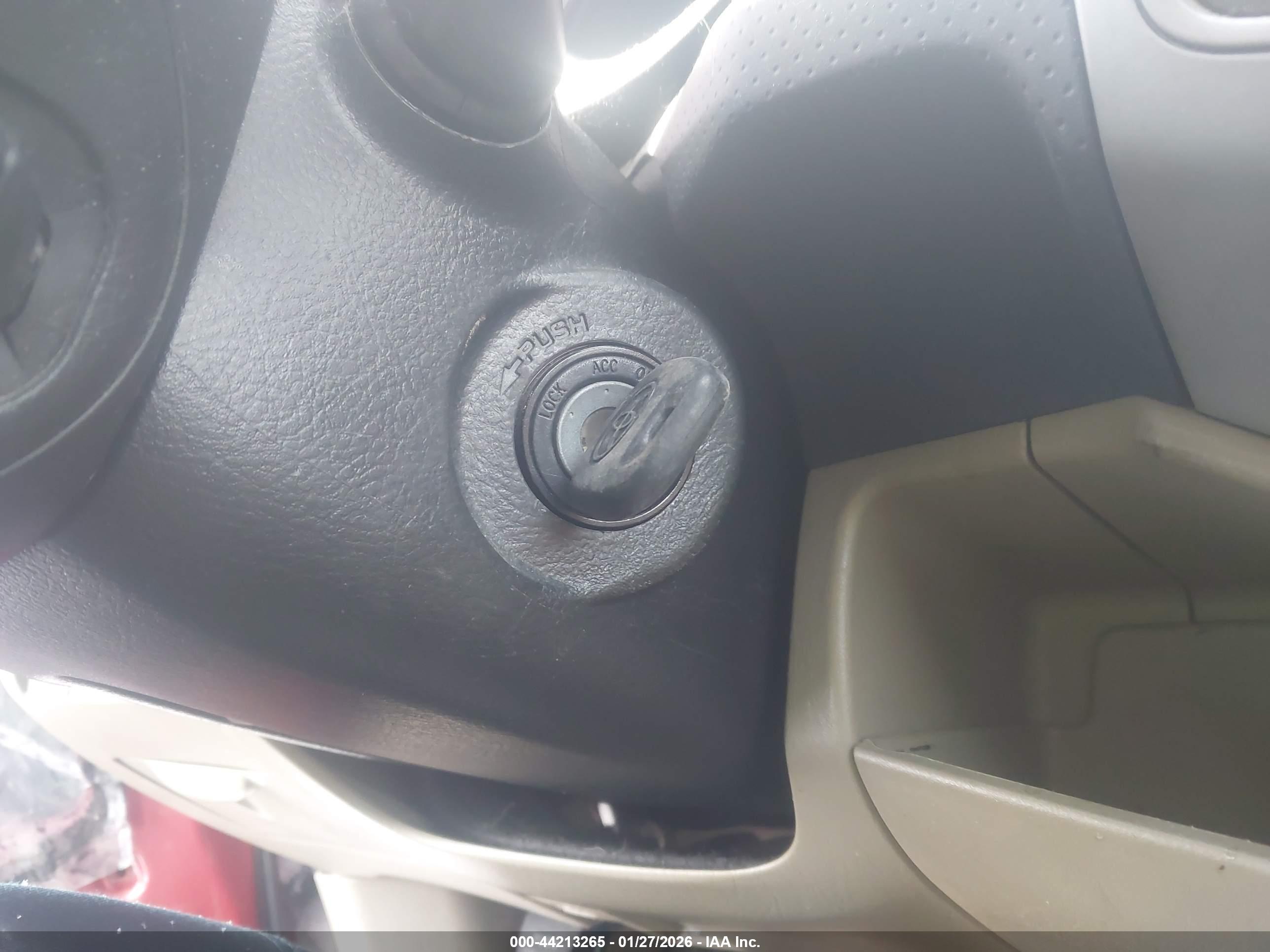 TOYOTA TACOMA image 11