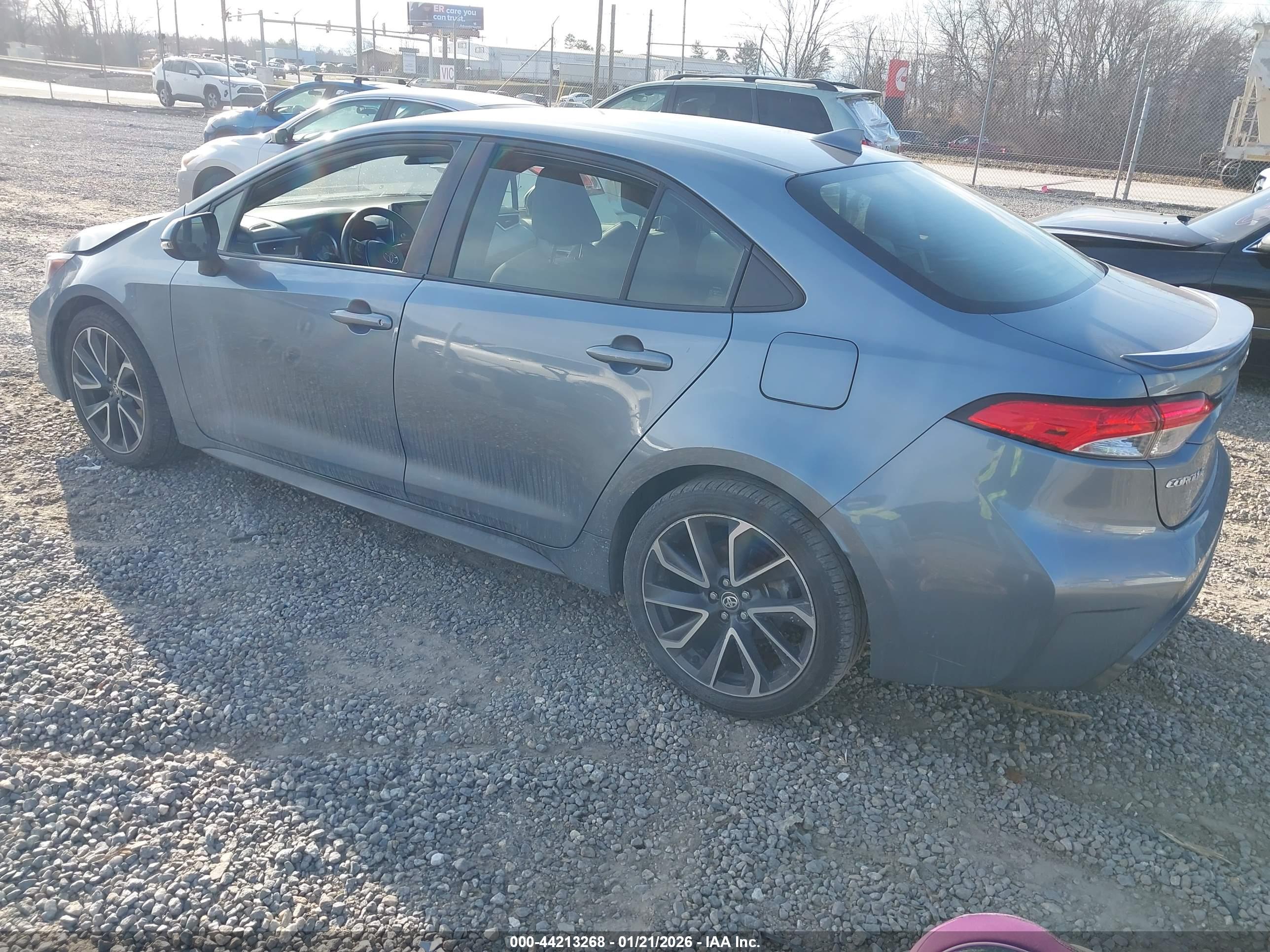 TOYOTA COROLLA image 3