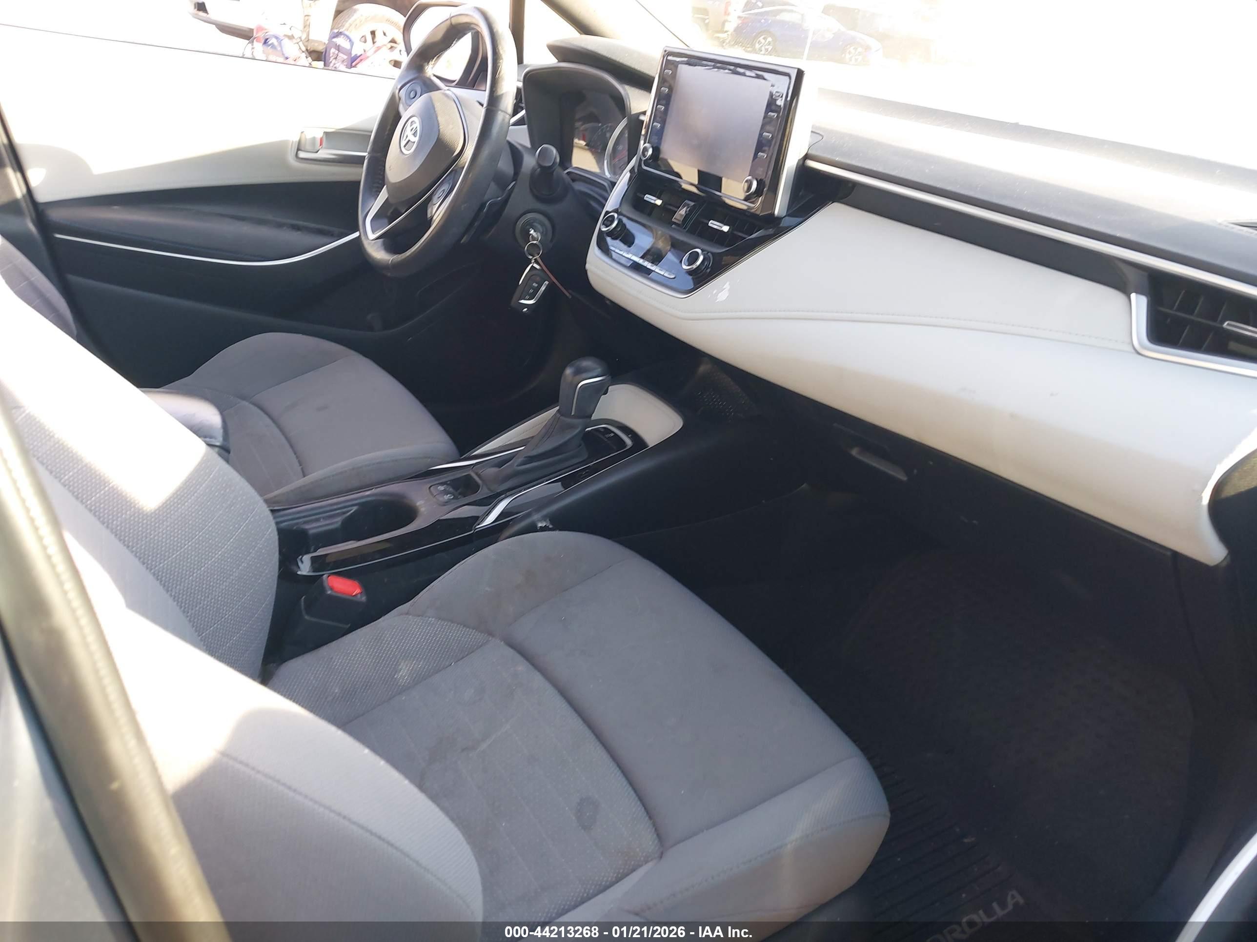 TOYOTA COROLLA image 5