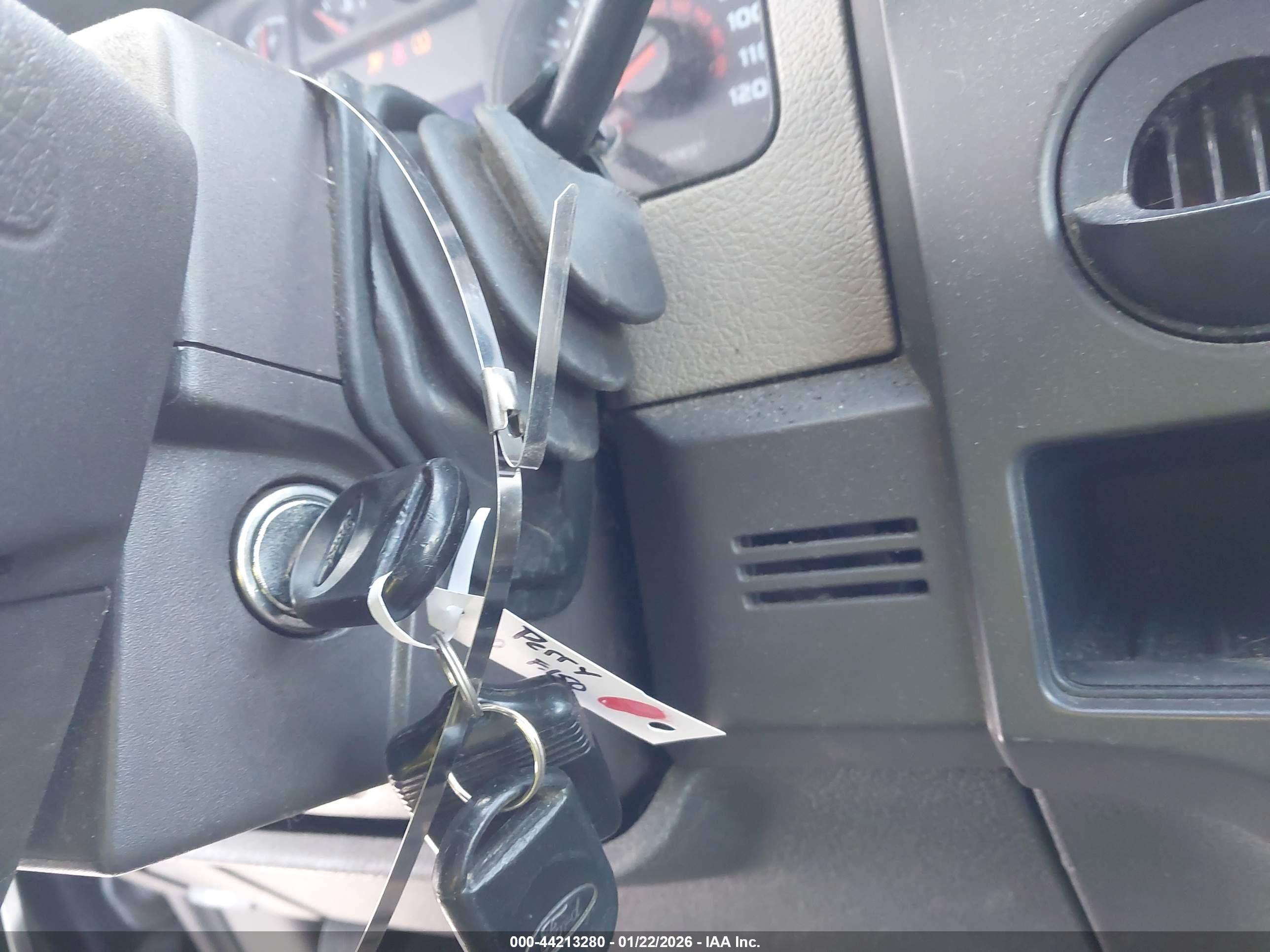 FORD F-150 image 11