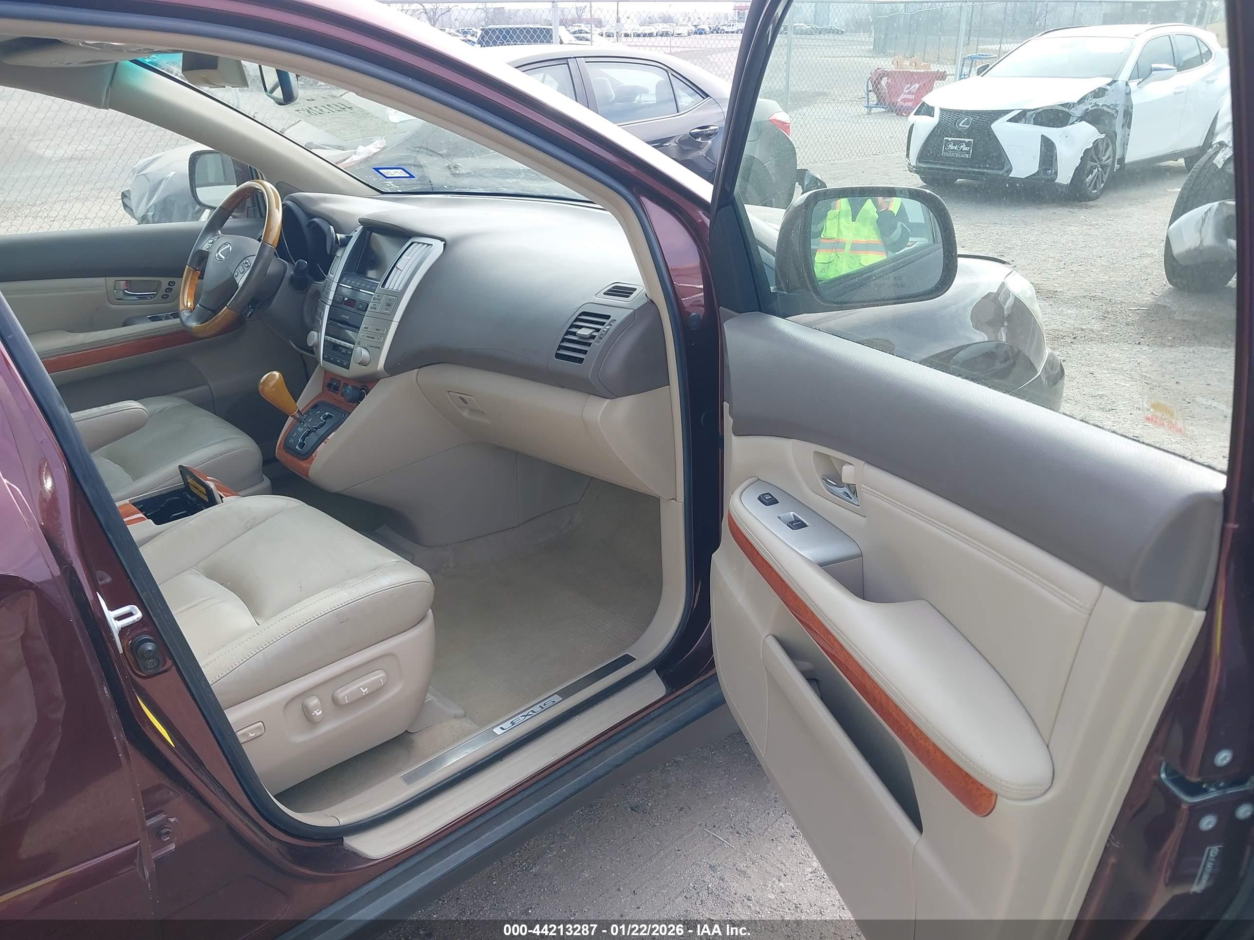 LEXUS RX image 5