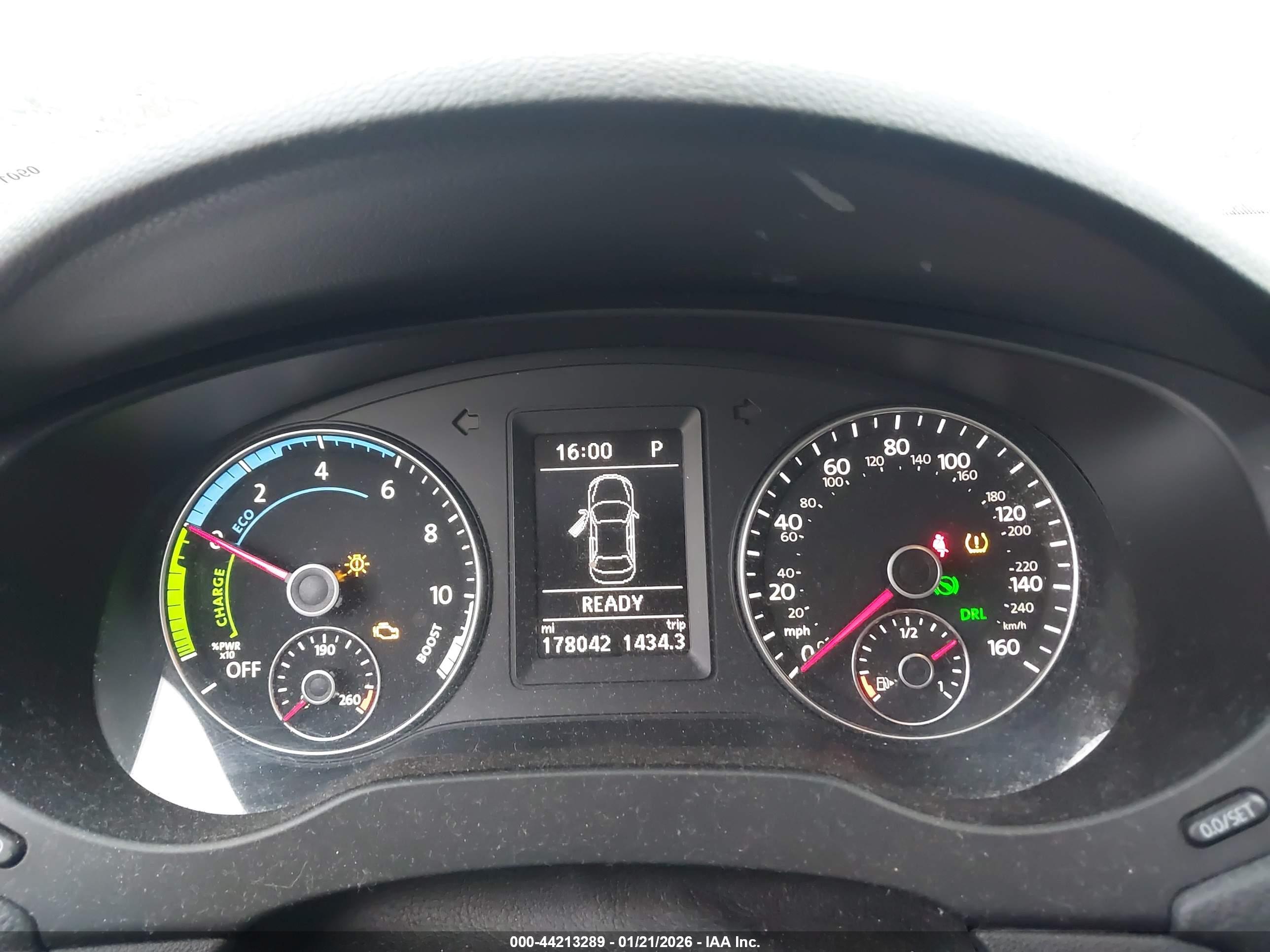 VOLKSWAGEN JETTA image 7