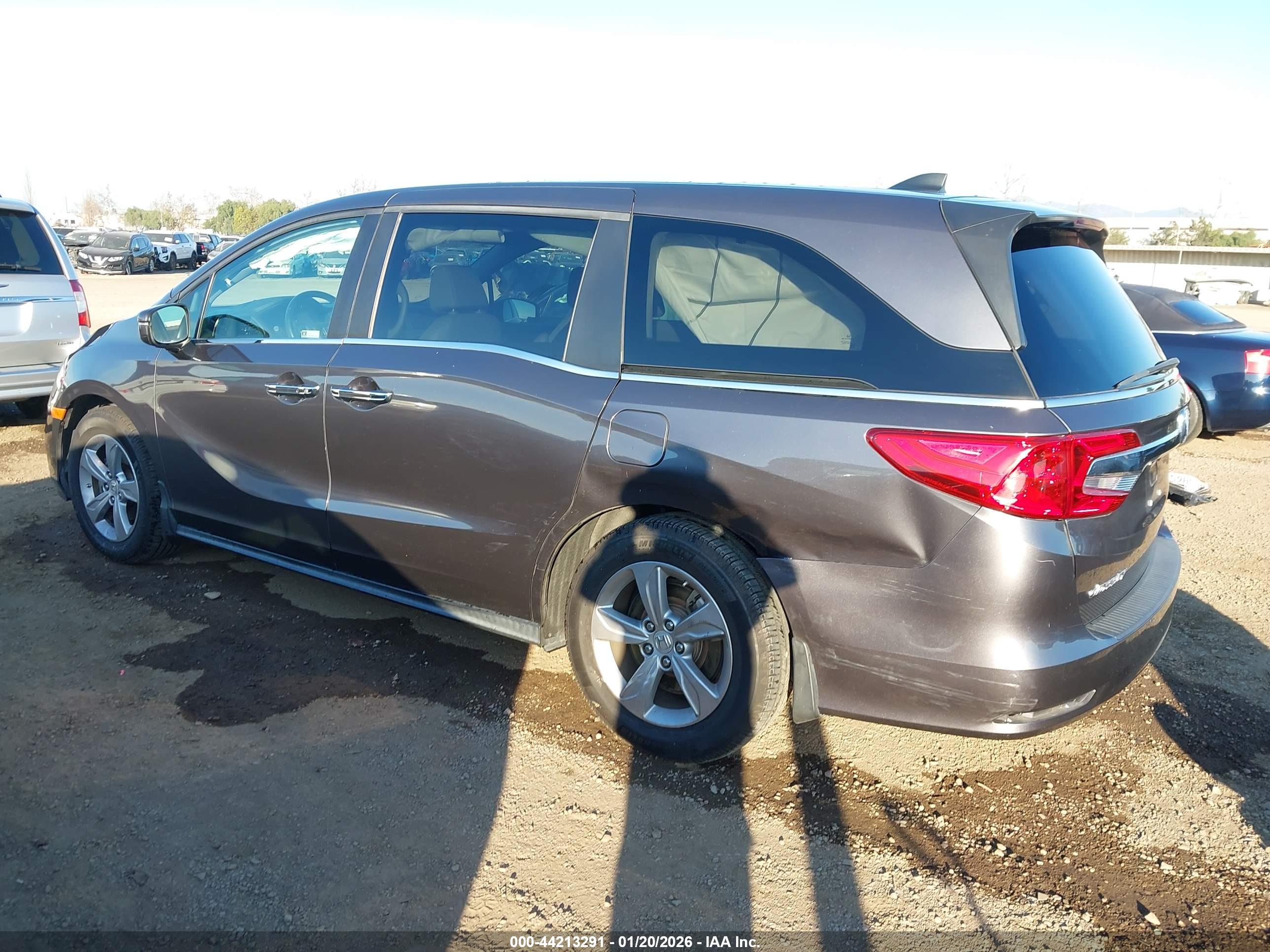 HONDA ODYSSEY image 3