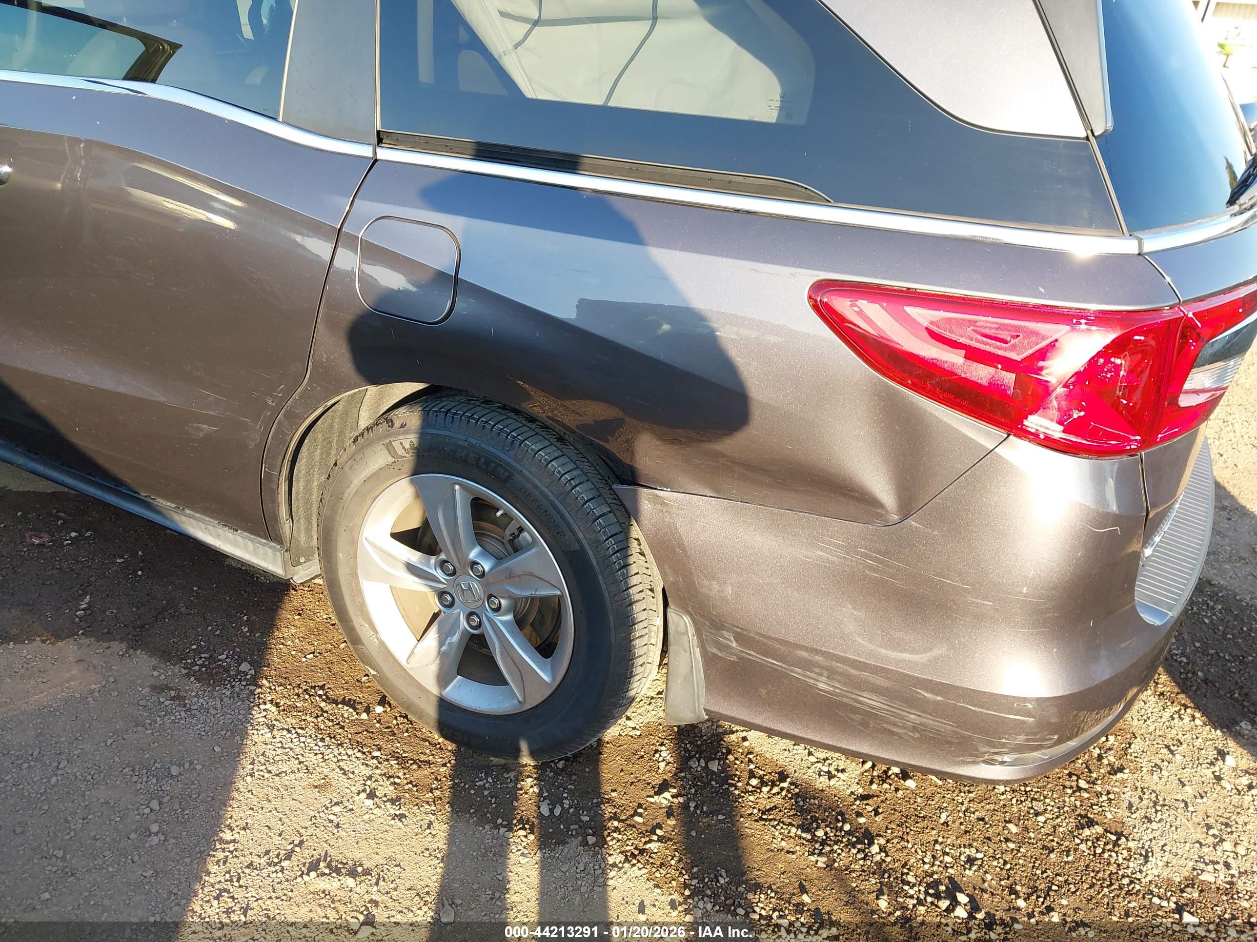 HONDA ODYSSEY image 6