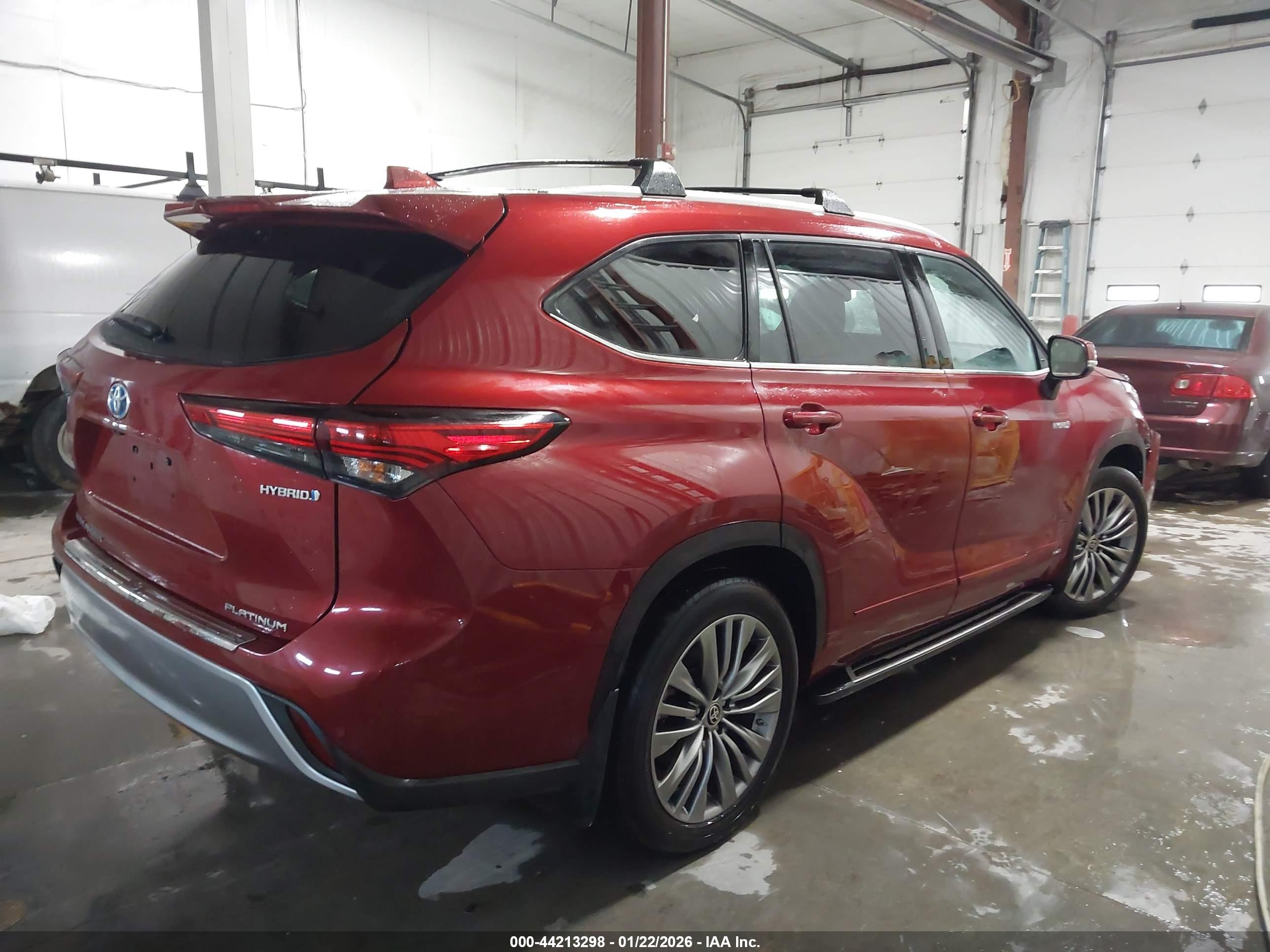 TOYOTA HIGHLANDER image 4
