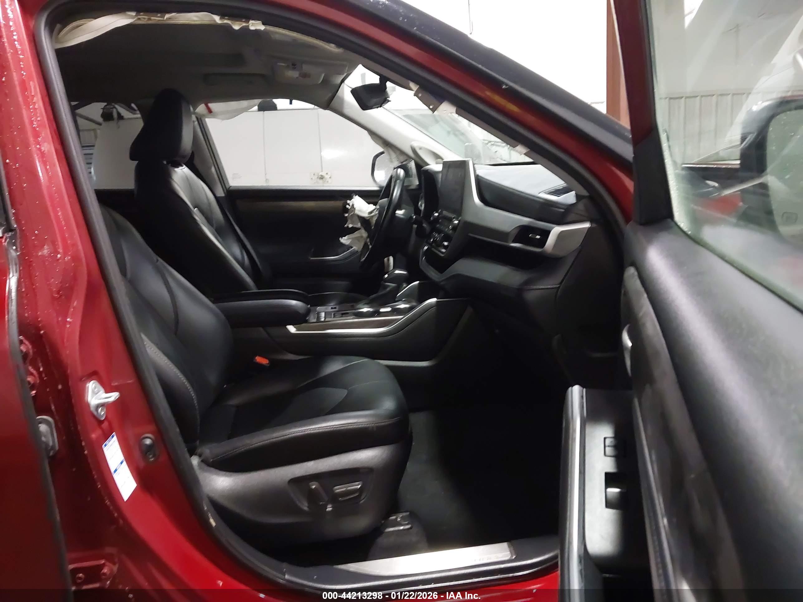 TOYOTA HIGHLANDER image 5