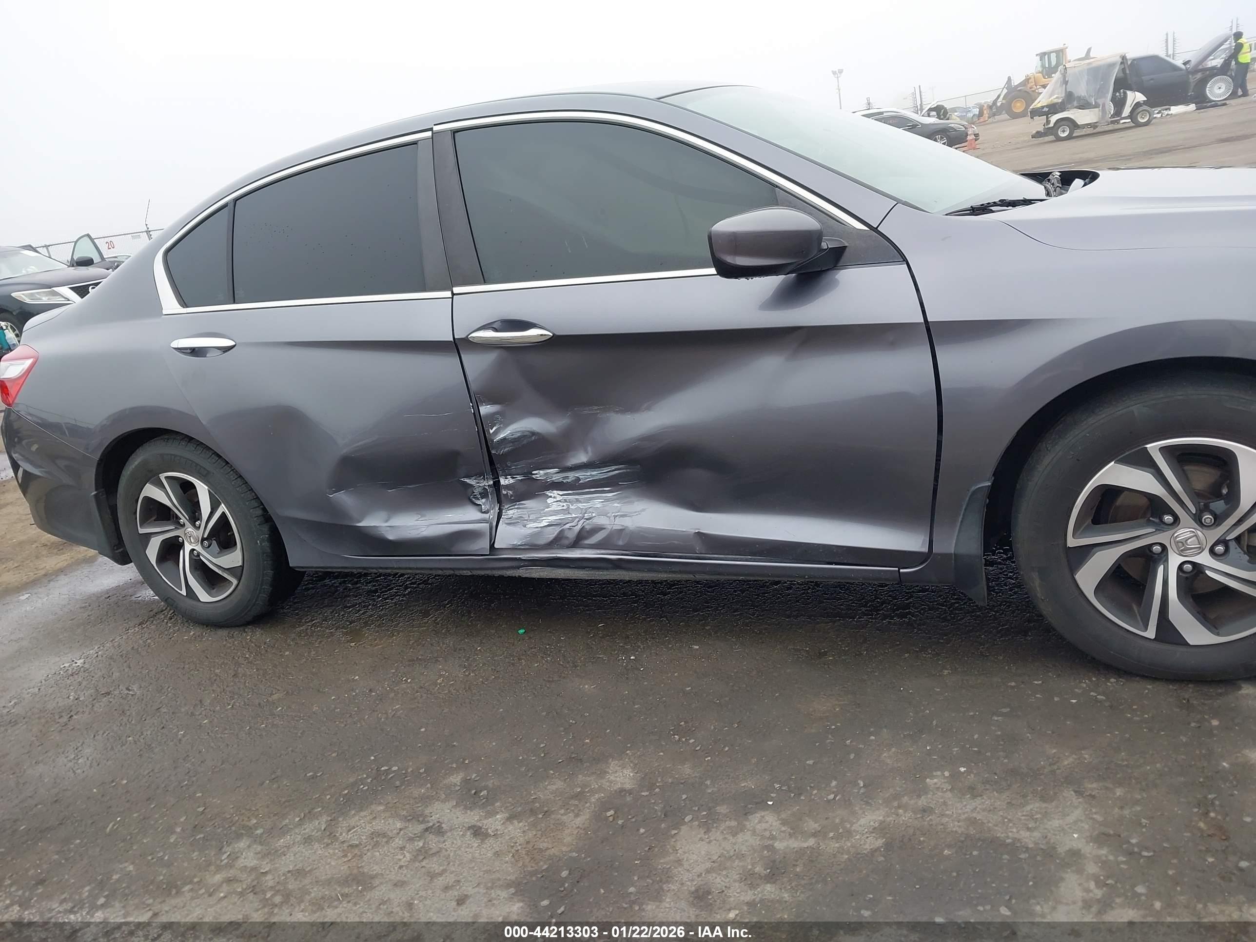 HONDA ACCORD image 6