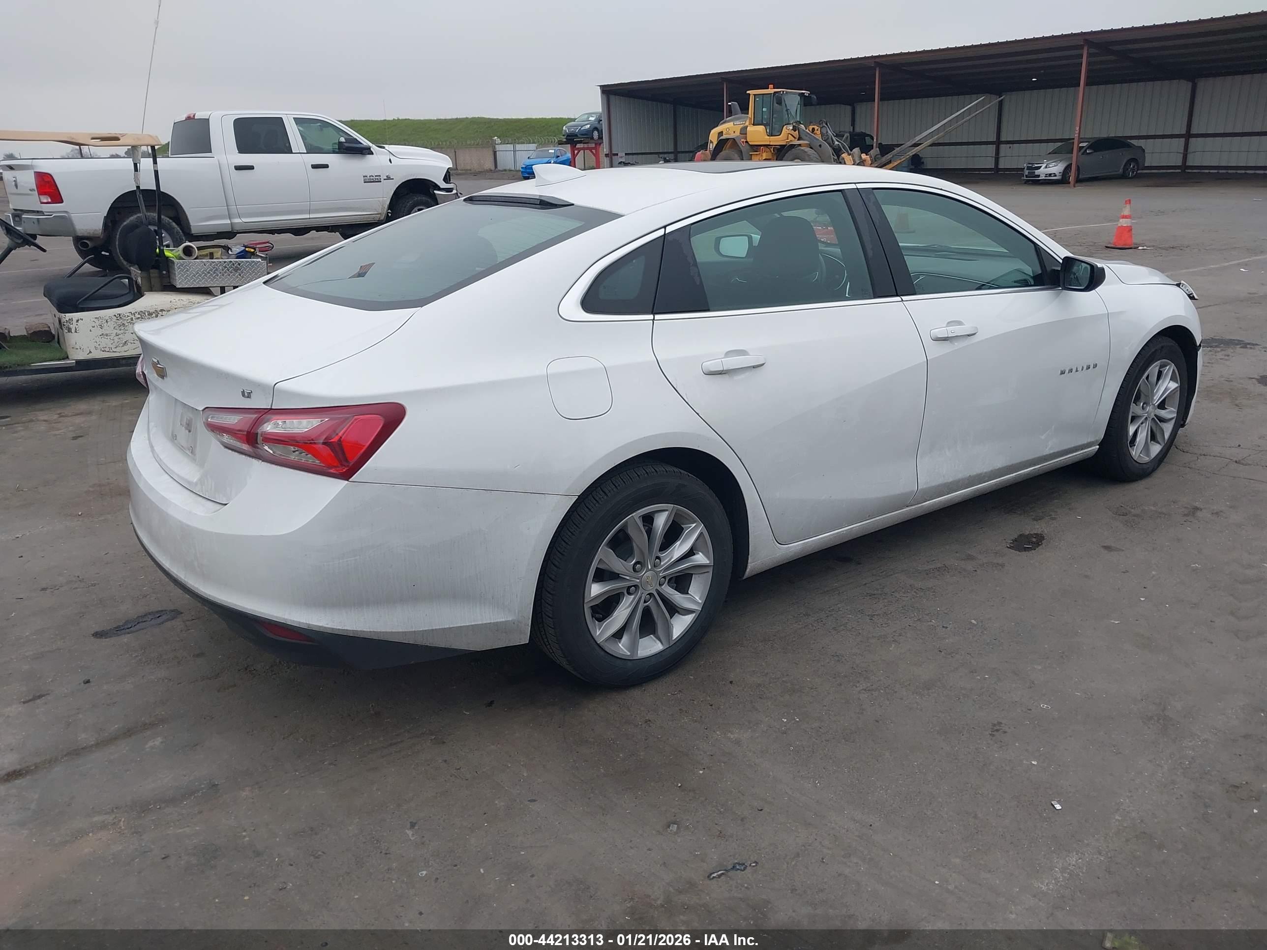 CHEVROLET MALIBU image 4