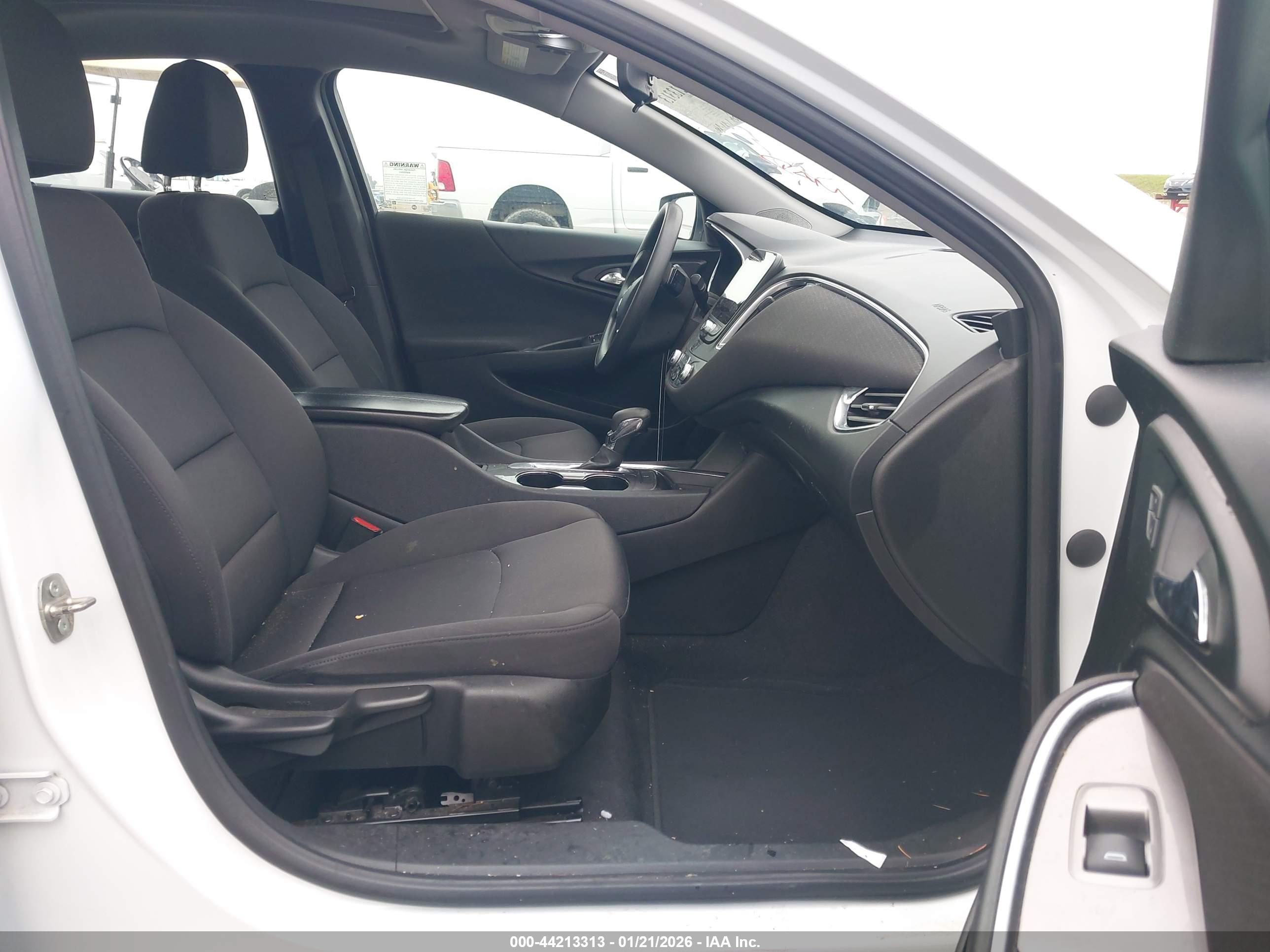 CHEVROLET MALIBU image 5