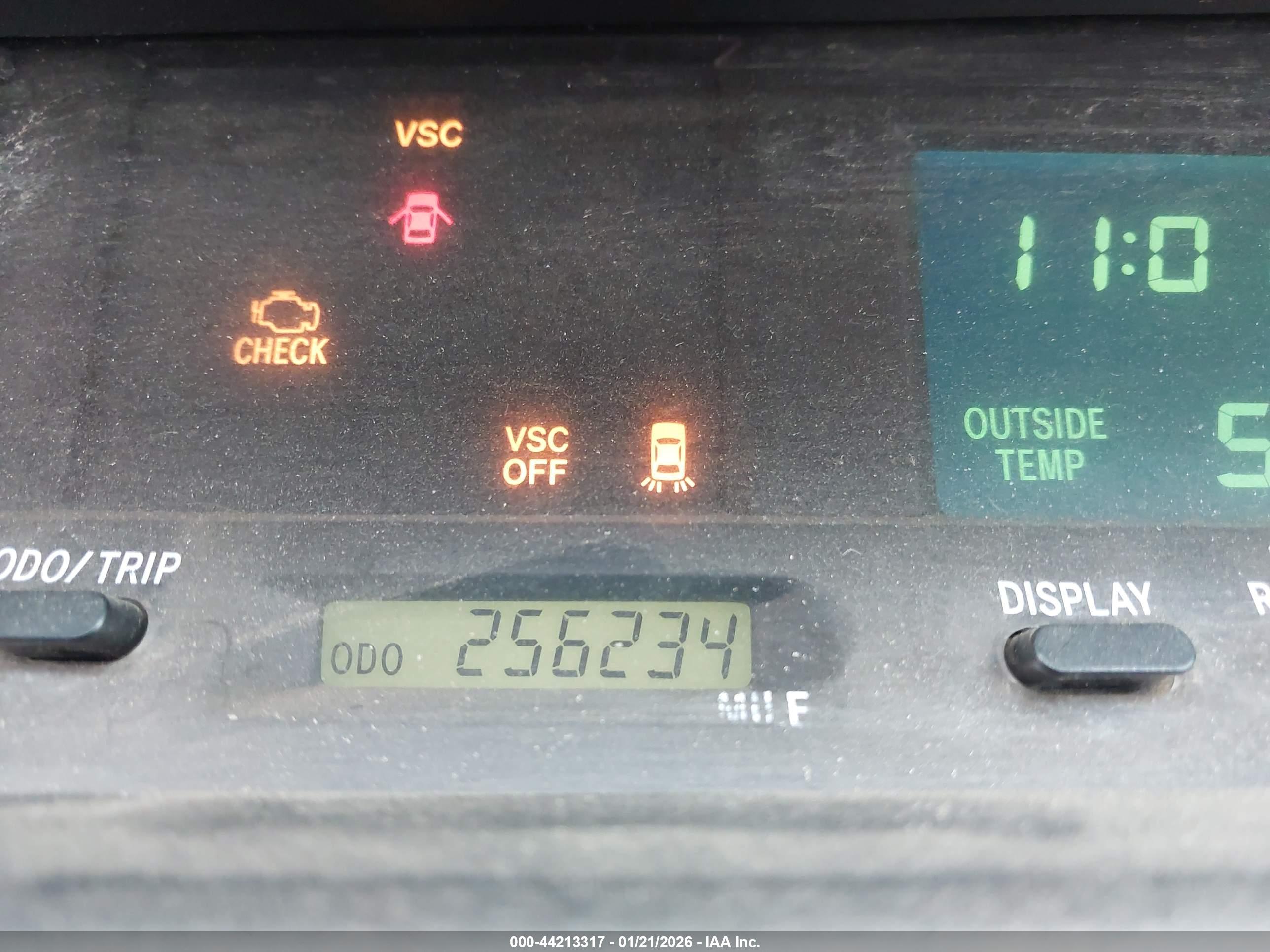 TOYOTA AVALON image 7