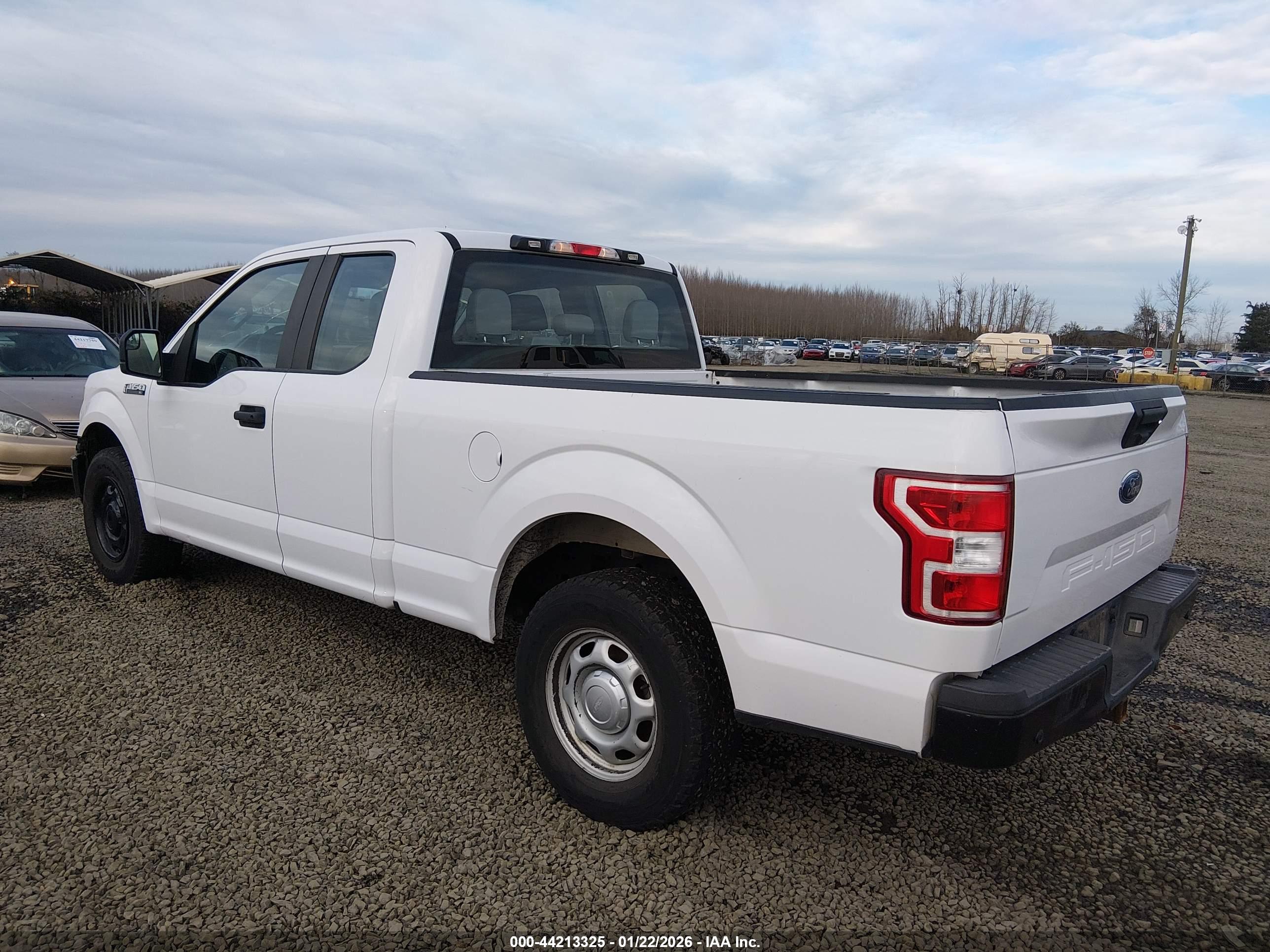 FORD F-150 image 3