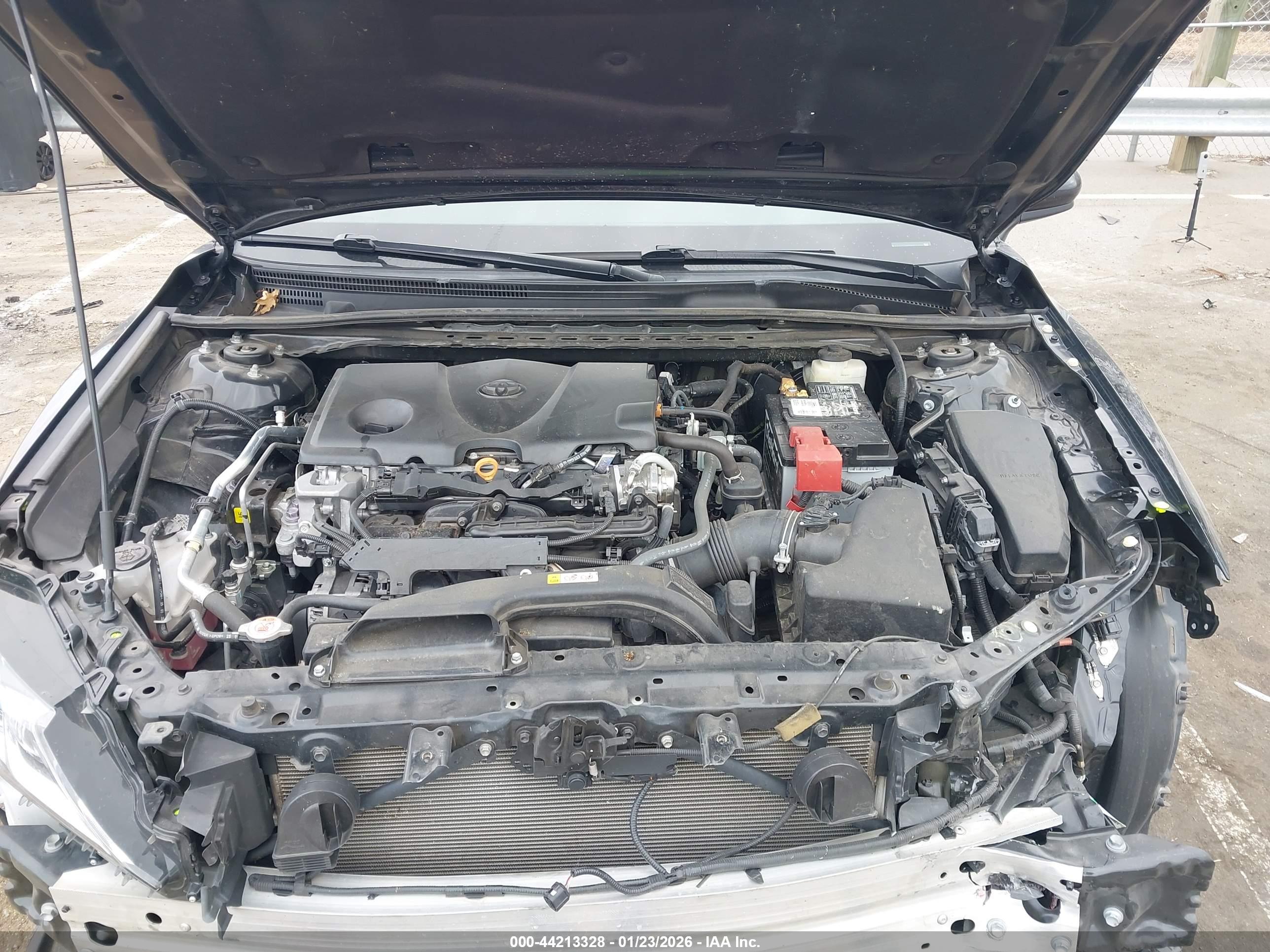 TOYOTA CAMRY image 10