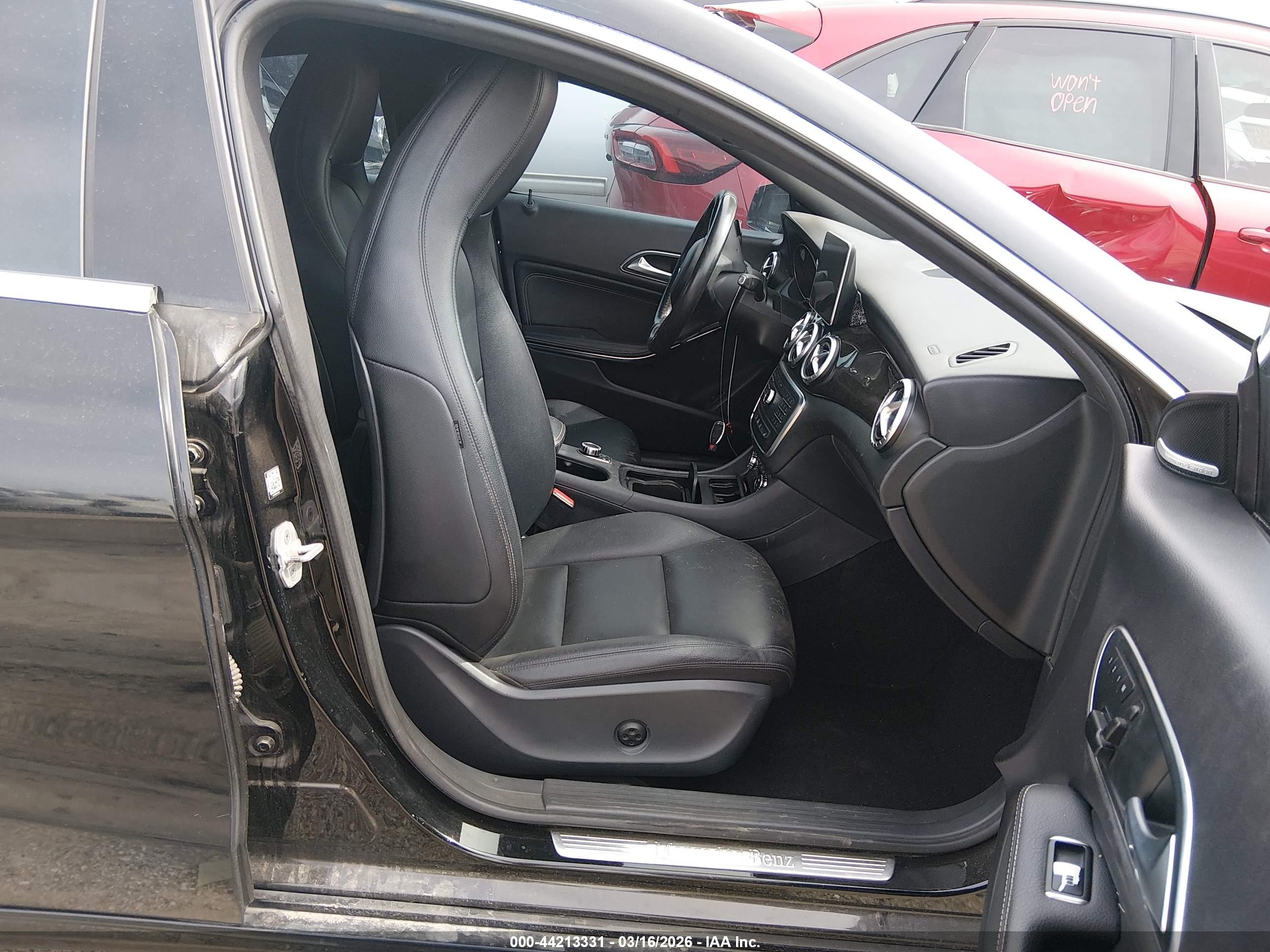 MERCEDES-BENZ CLA image 5