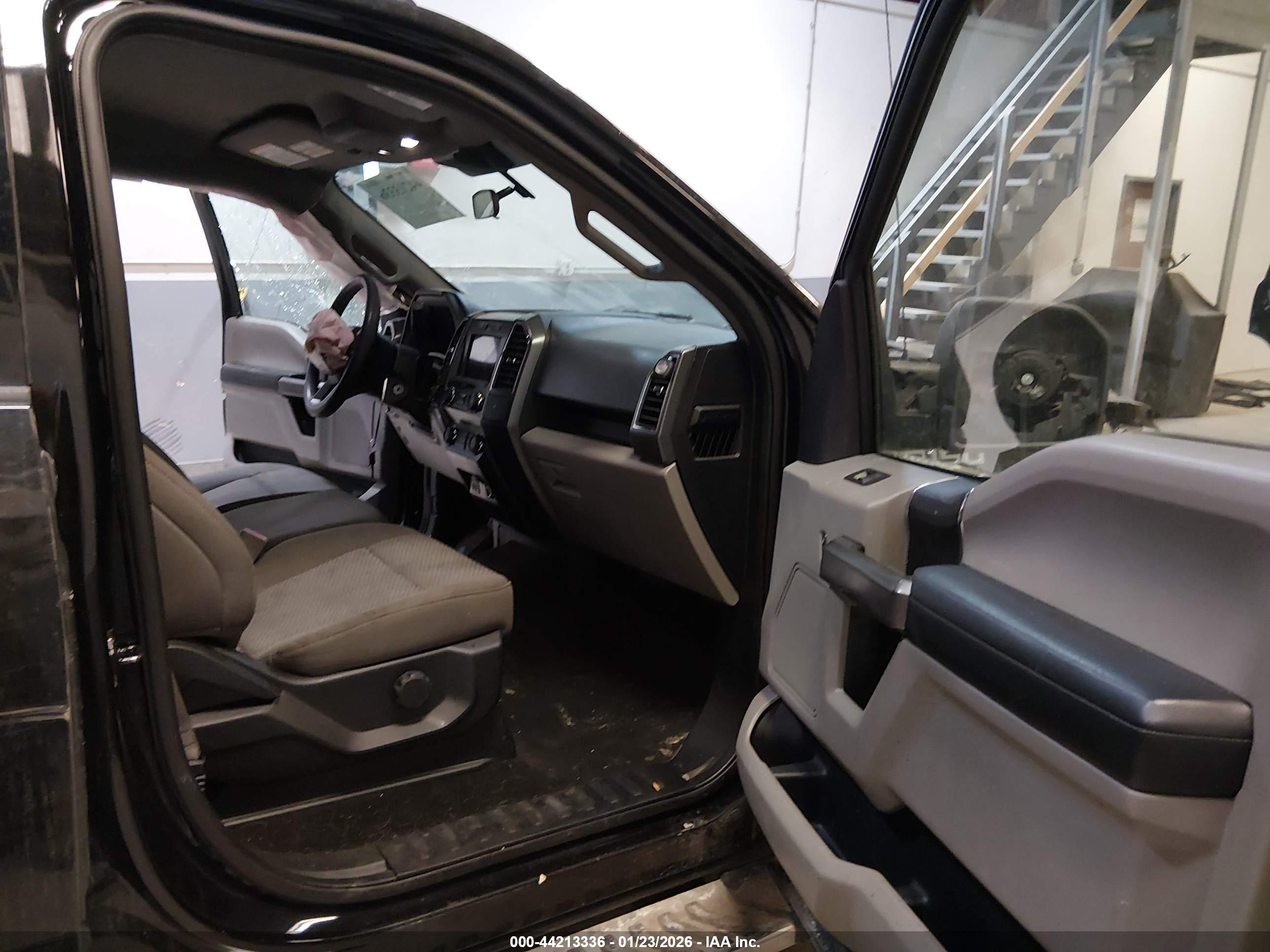 FORD F-150 image 5