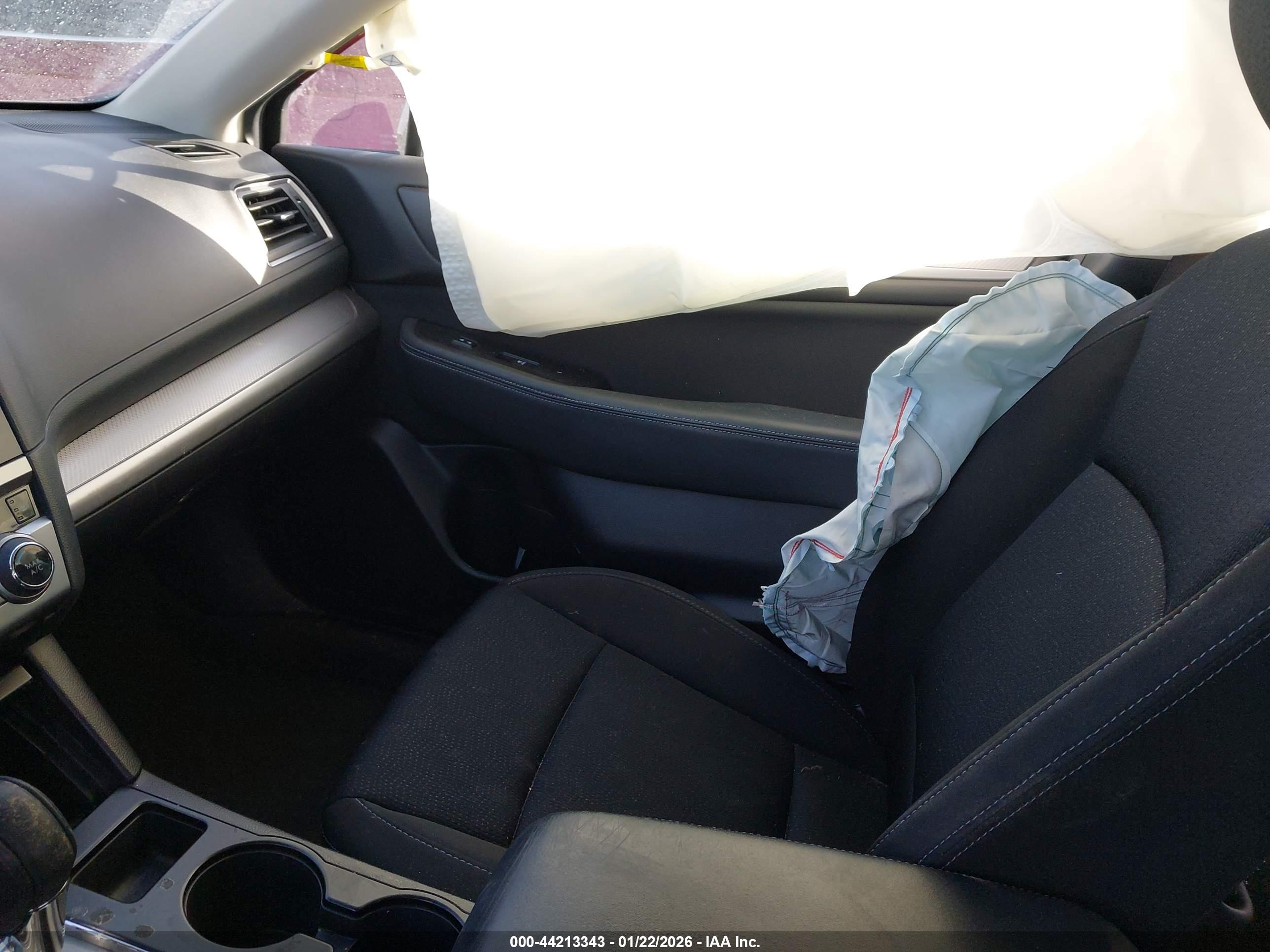 SUBARU LEGACY image 5