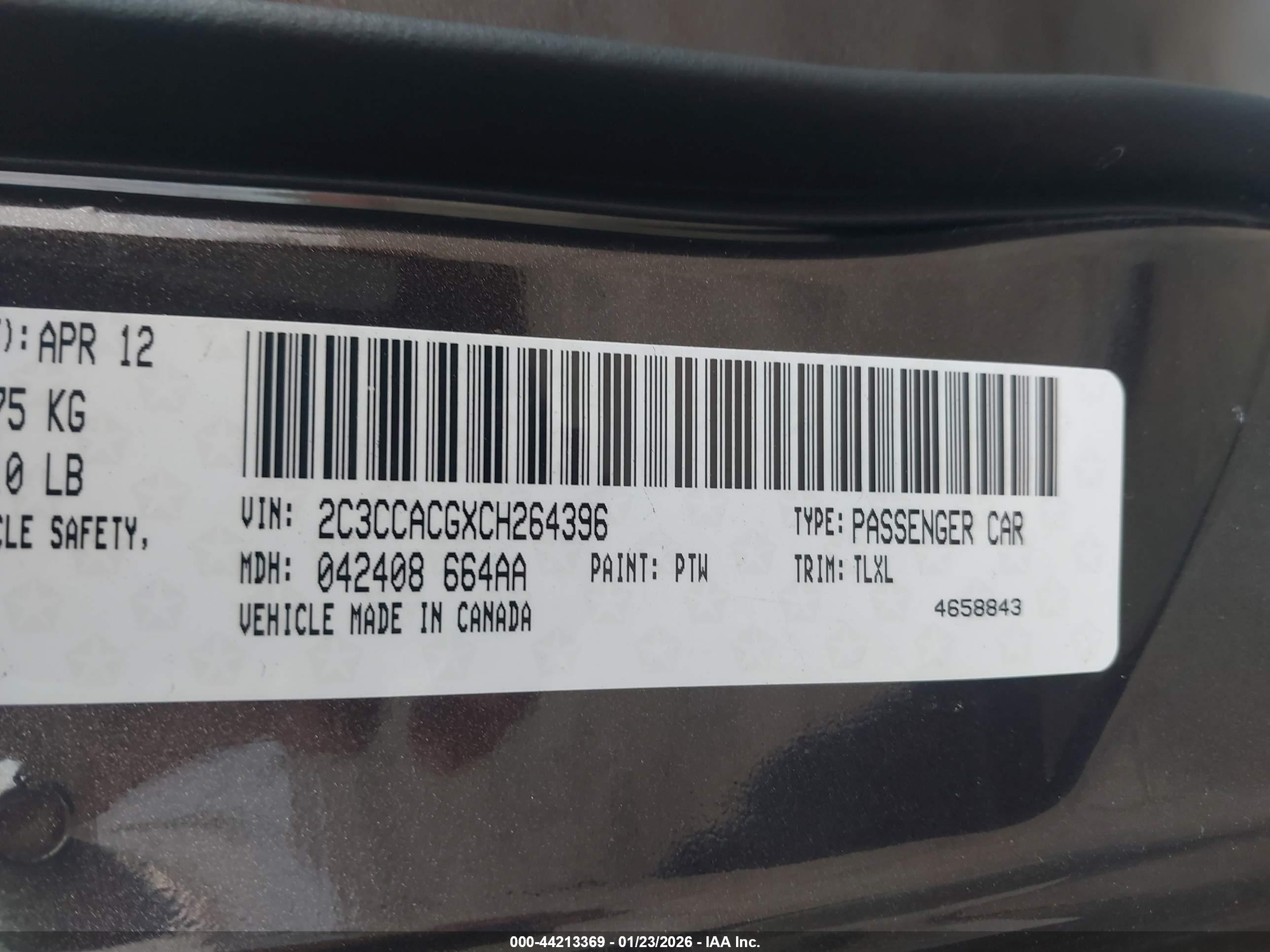 CHRYSLER 300 image 9