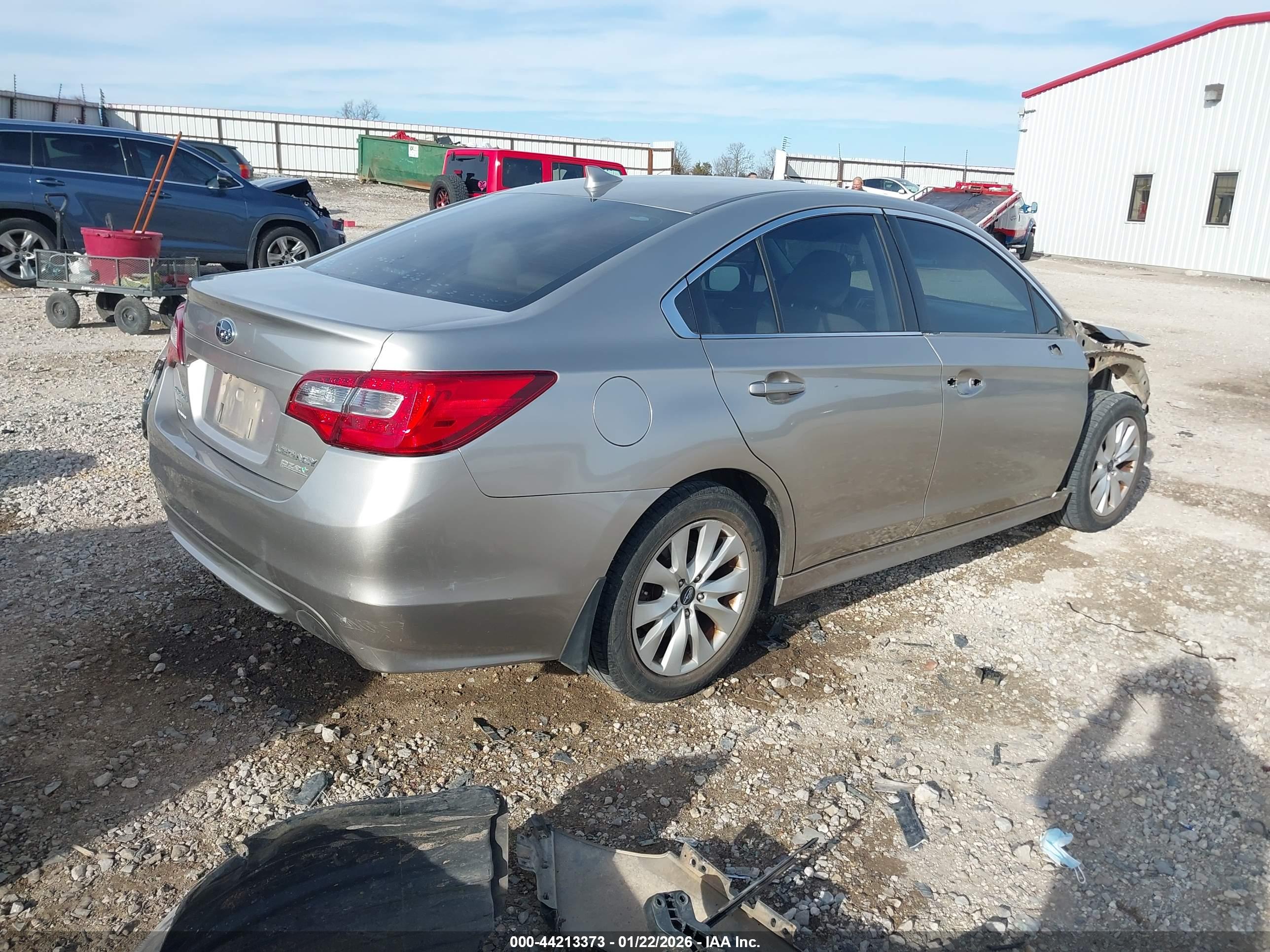 SUBARU LEGACY image 4