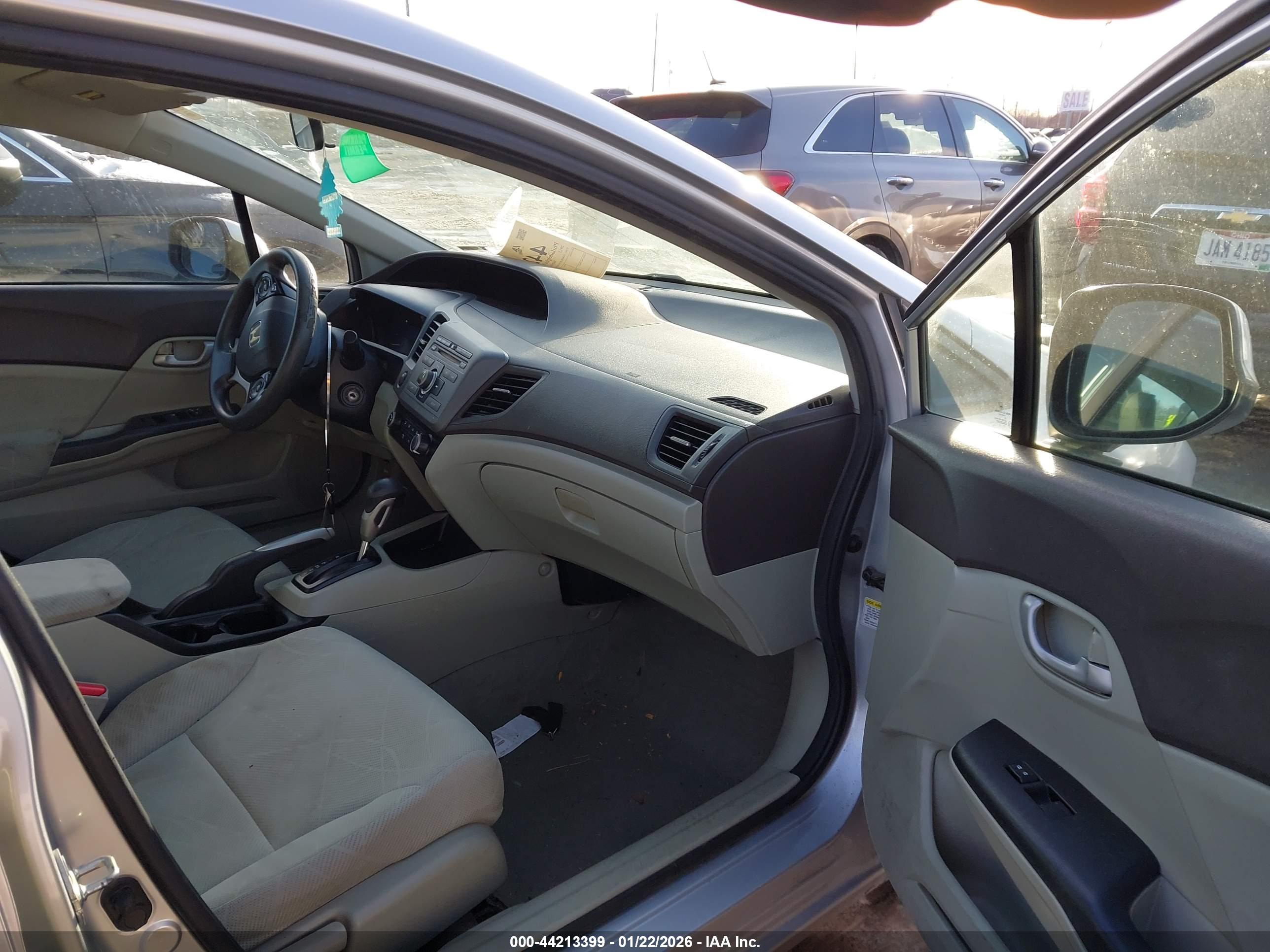 HONDA CIVIC image 5