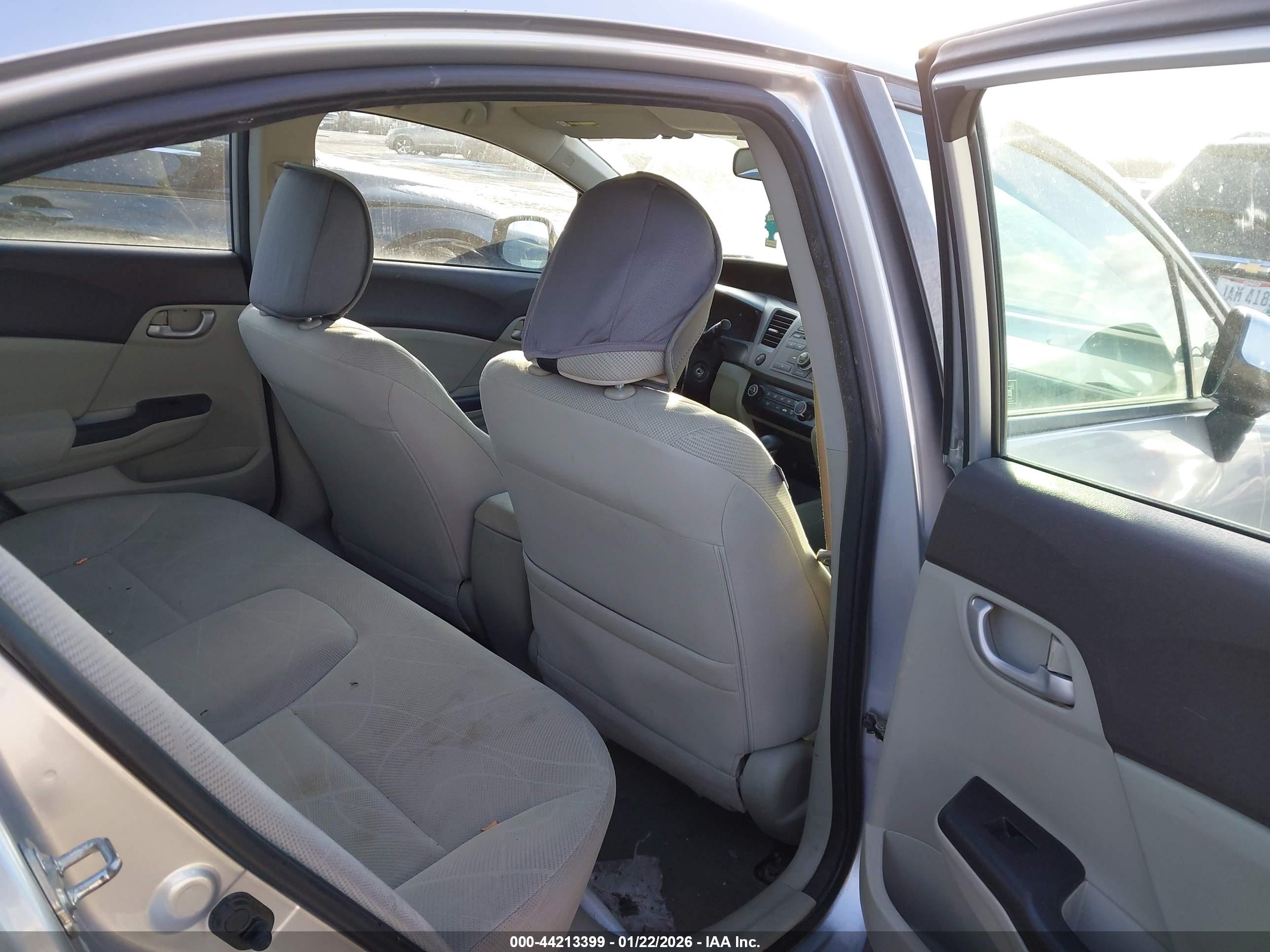HONDA CIVIC image 8